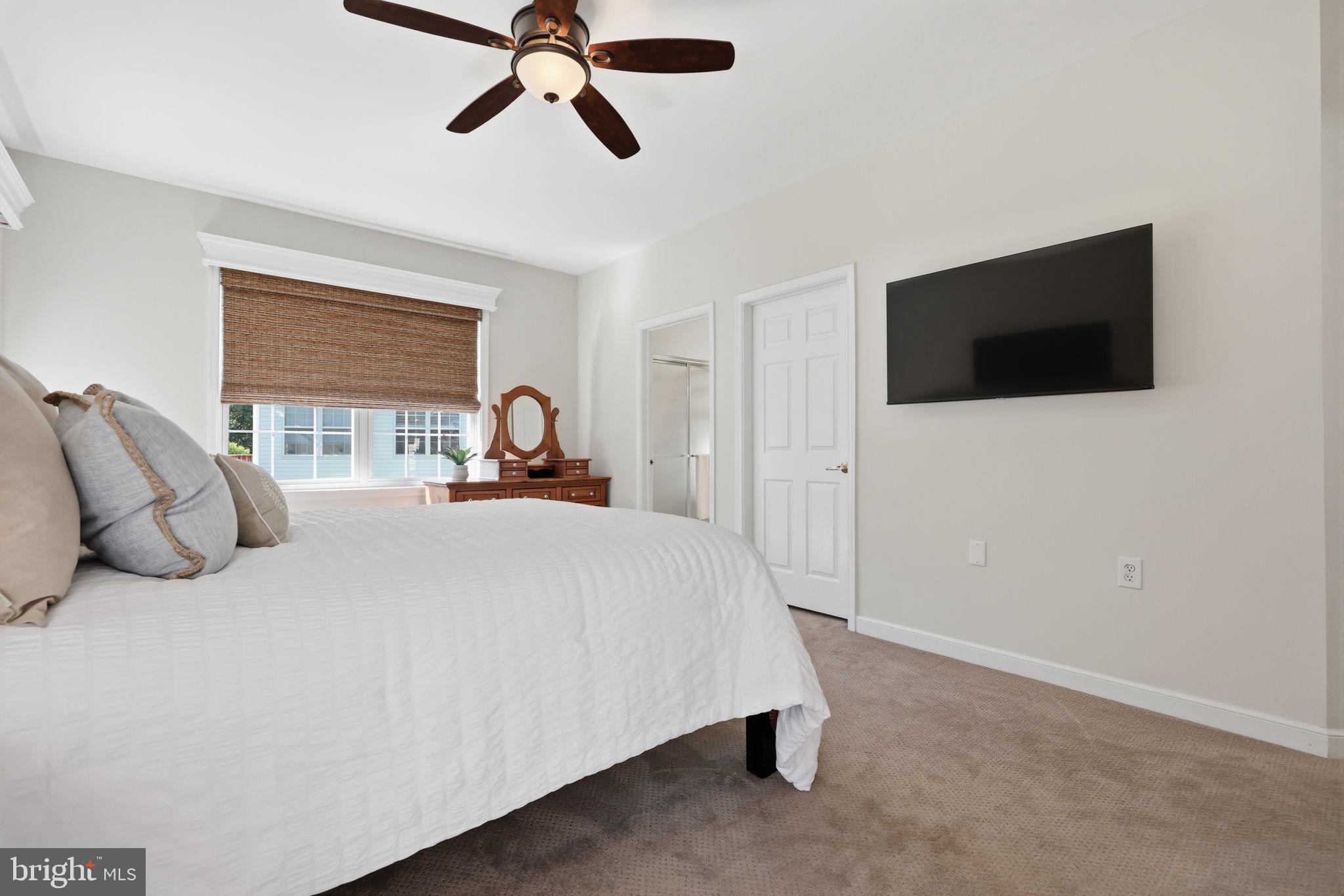 FLOWERS MILL - Residential