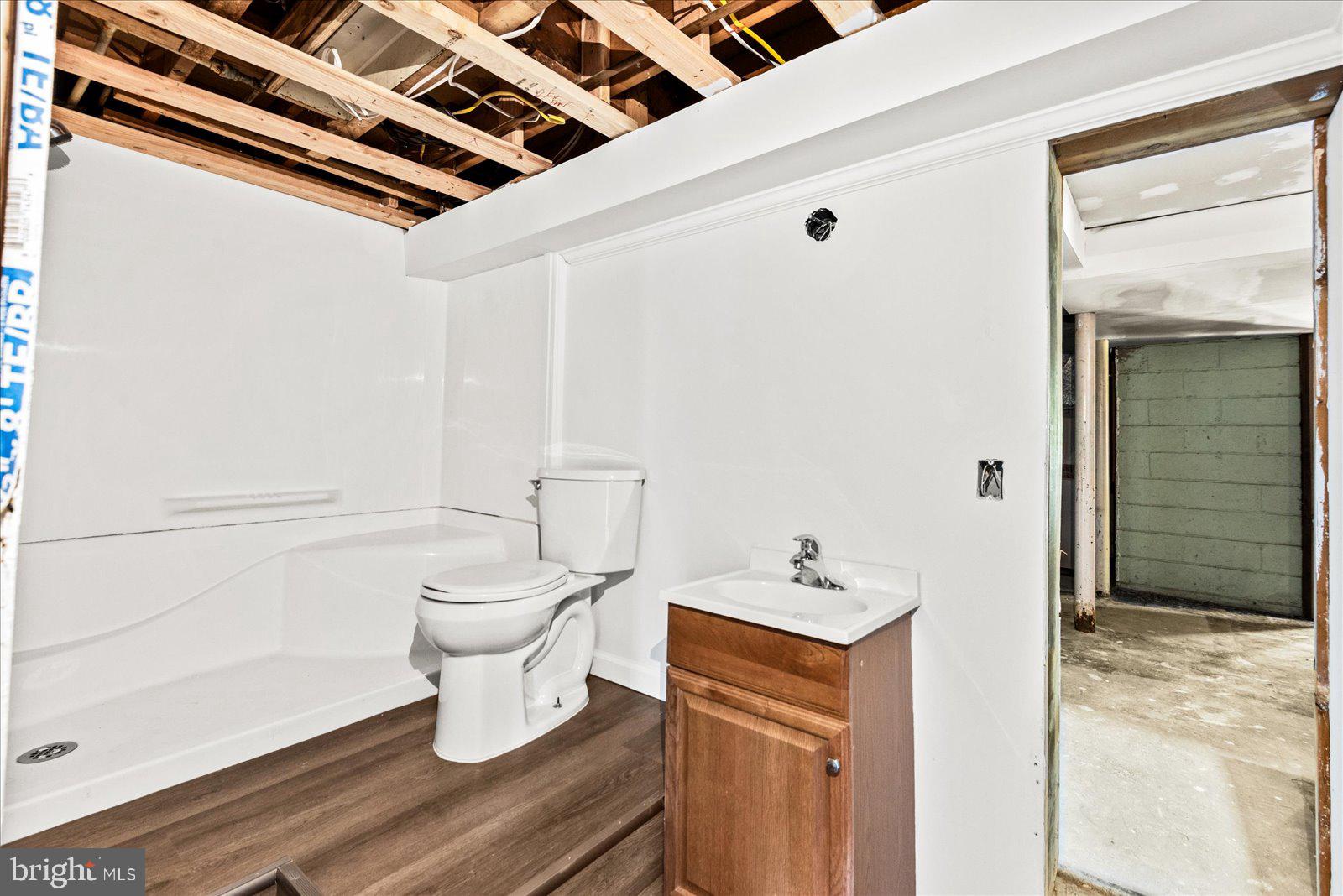 COLLEGE HEIGHTS - Residential Income