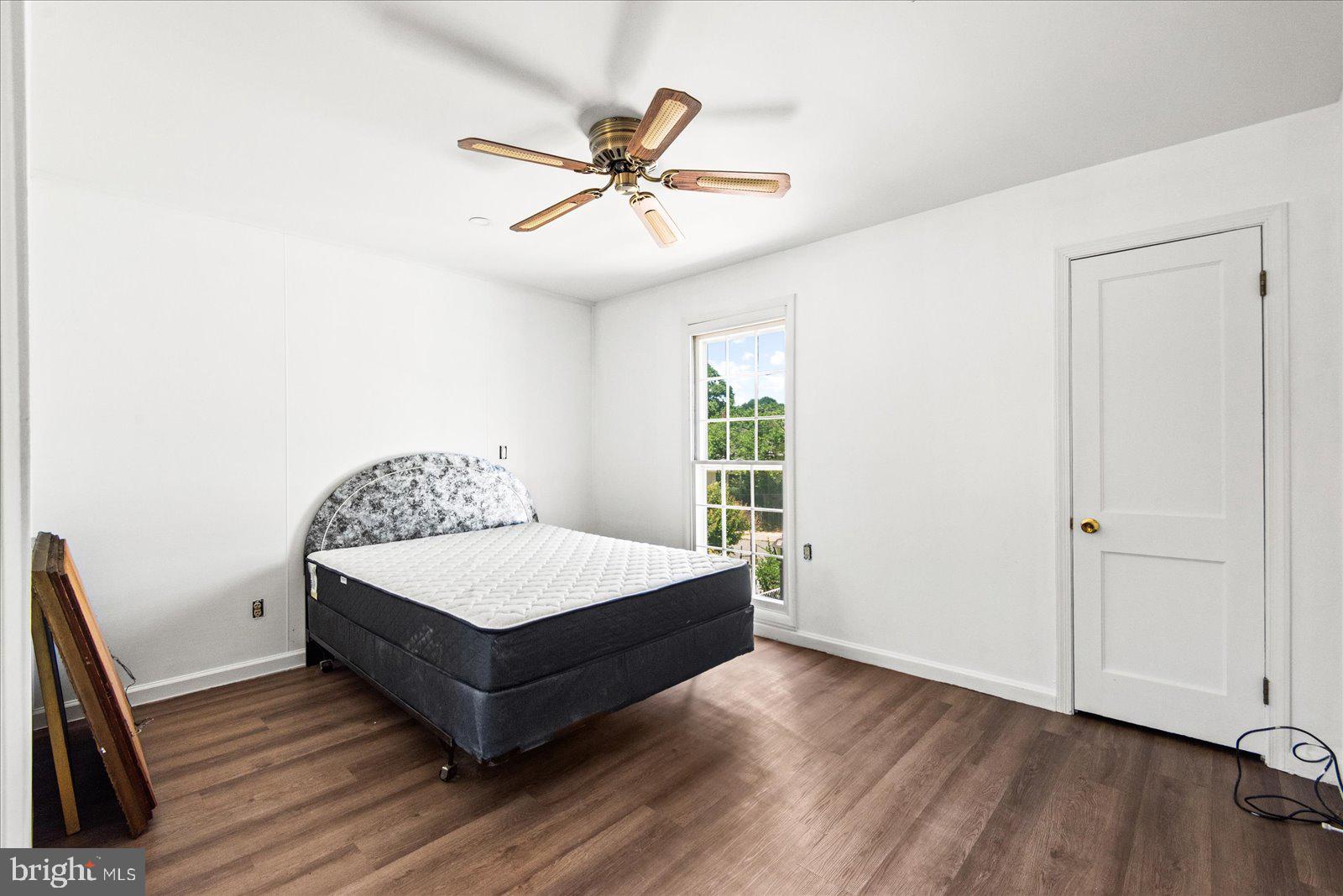 COLLEGE HEIGHTS - Residential Income