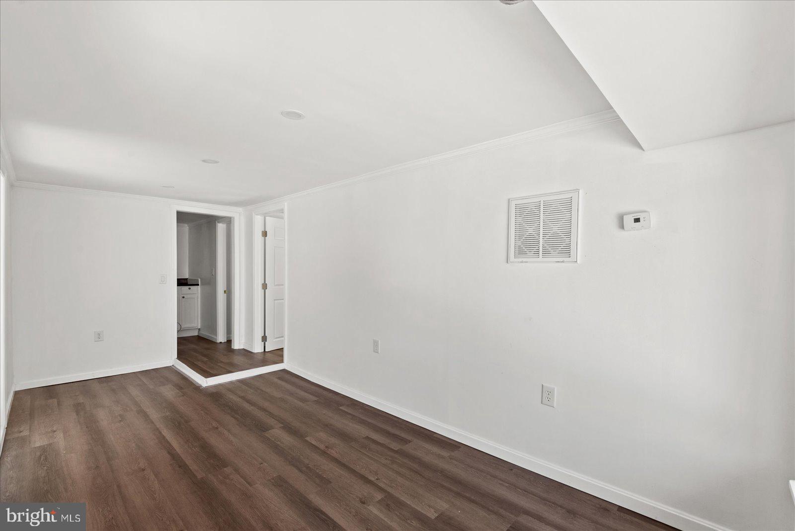 COLLEGE HEIGHTS - Residential Income