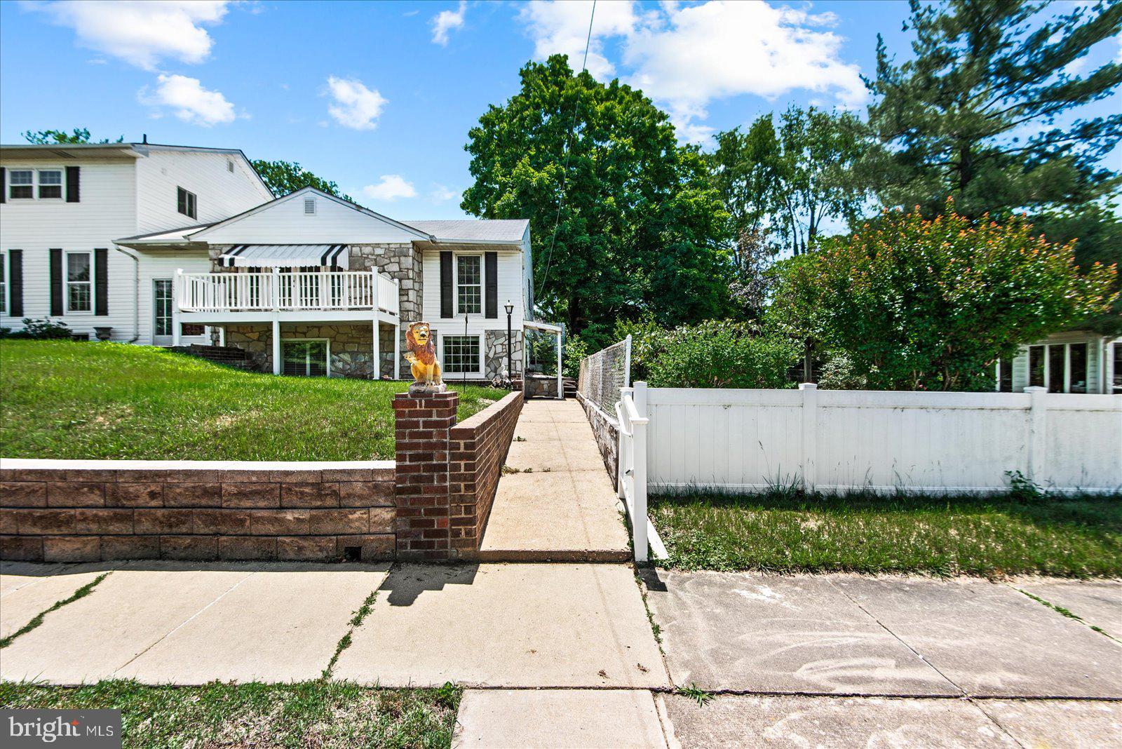 COLLEGE HEIGHTS - Residential Income