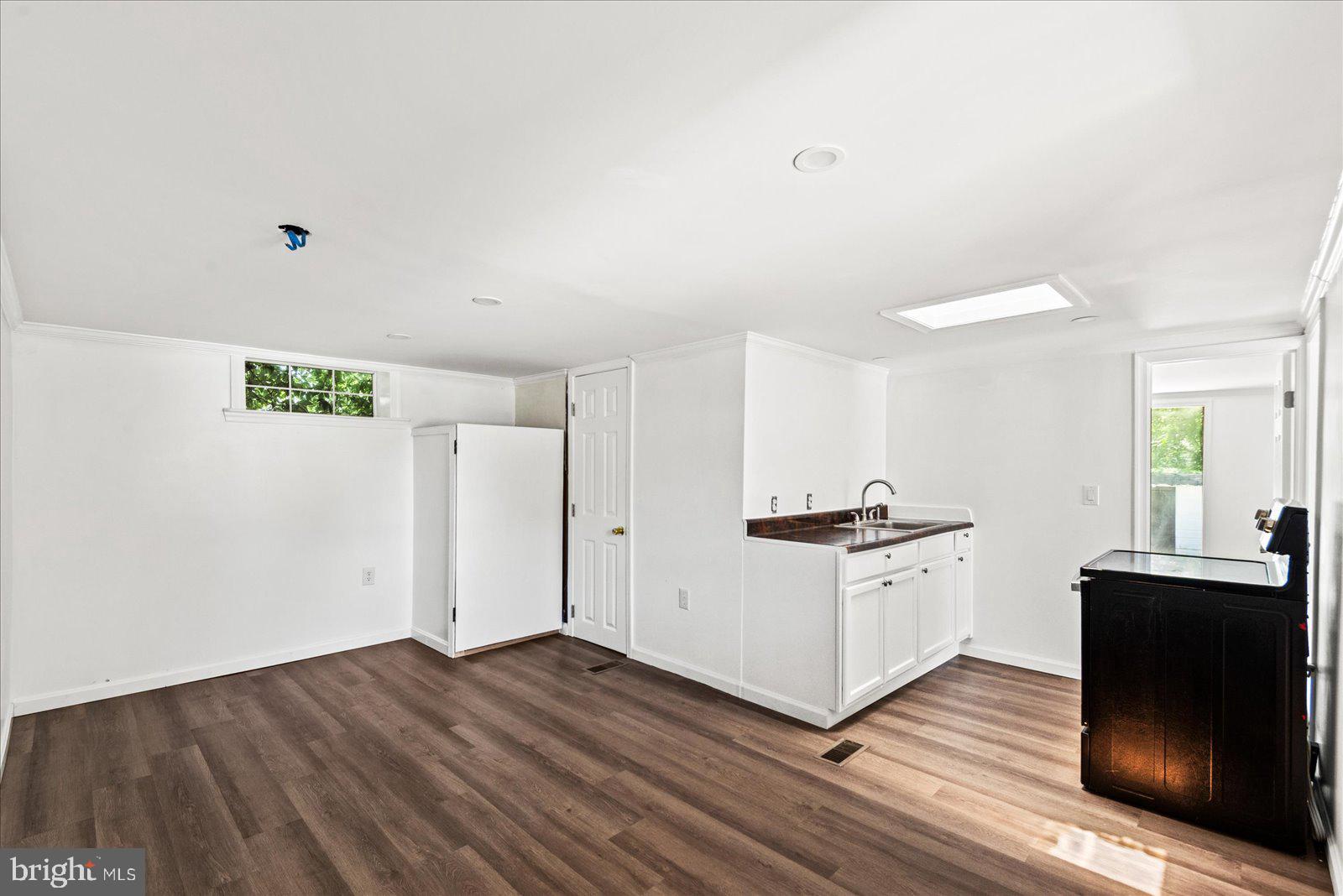 COLLEGE HEIGHTS - Residential Income