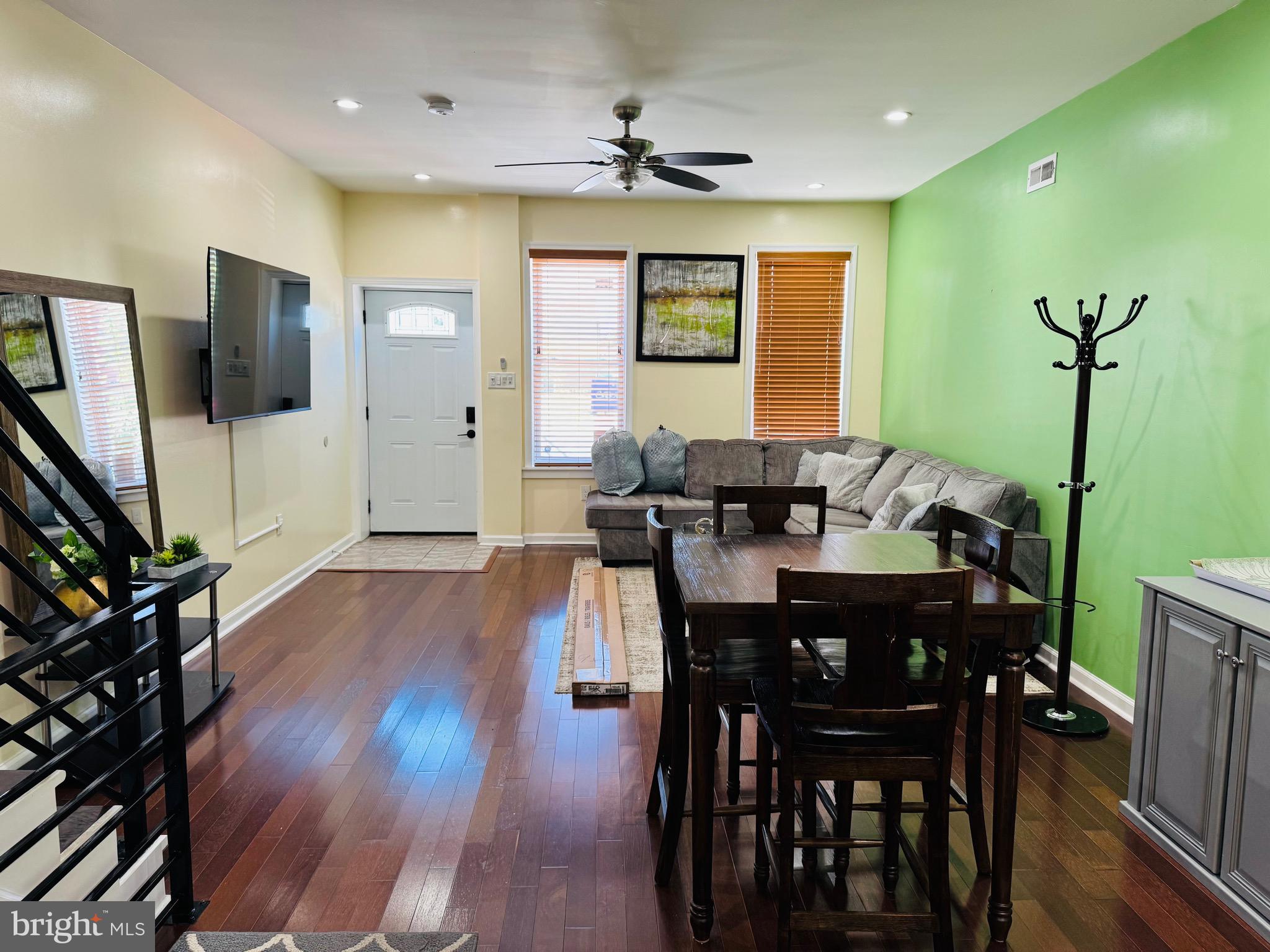 PHILADELPHIA - Residential