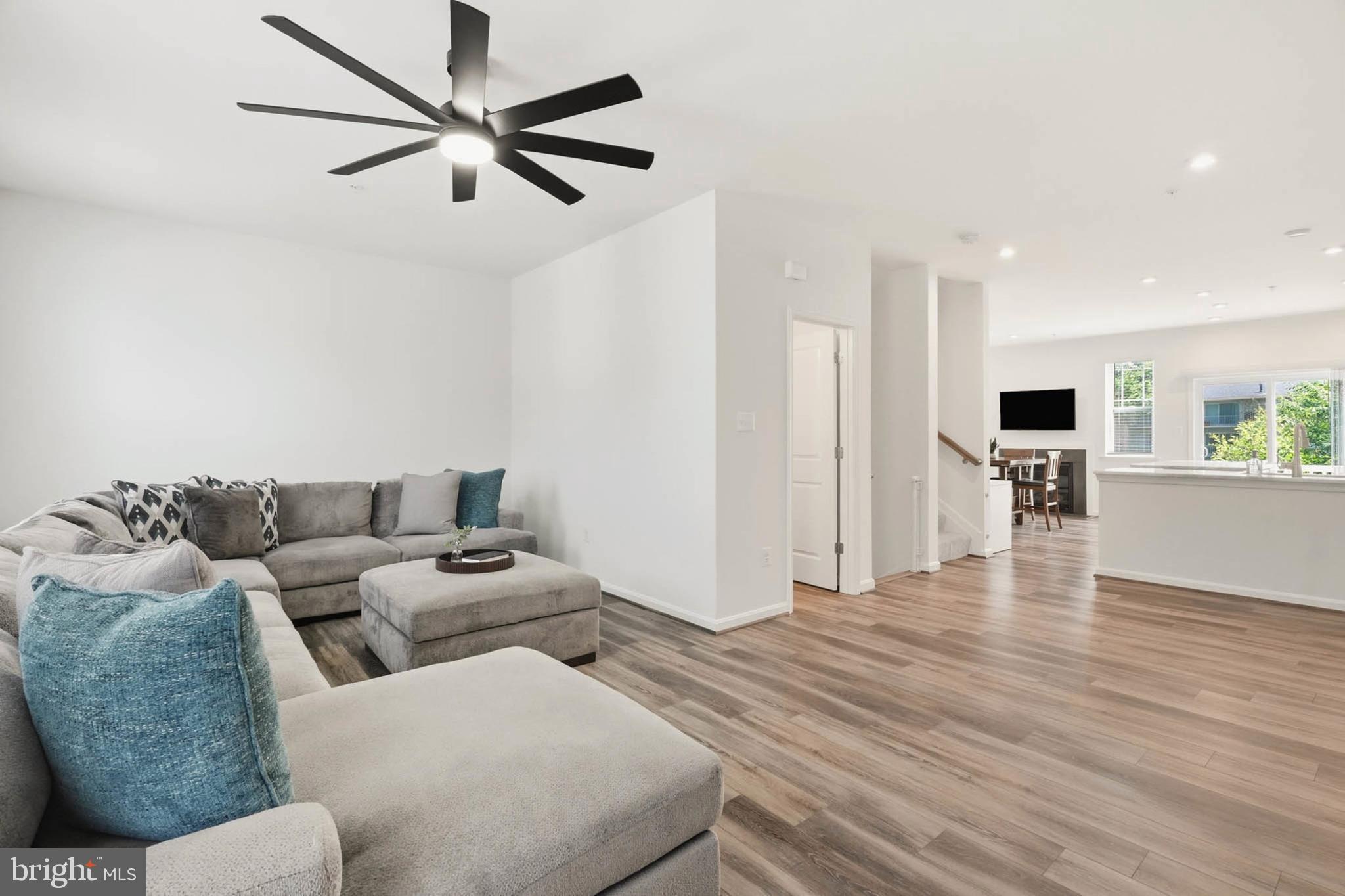 TOWNS AT PARKE WEST - Residential