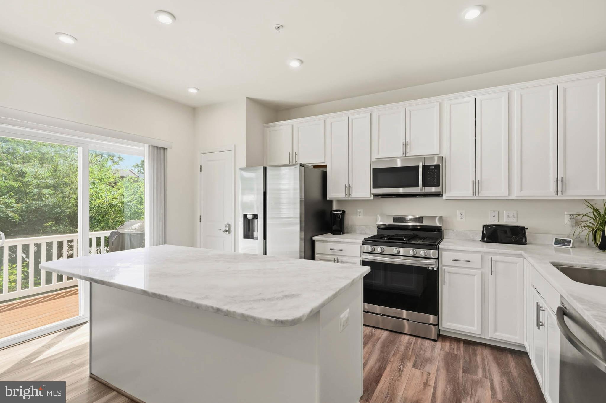 TOWNS AT PARKE WEST - Residential