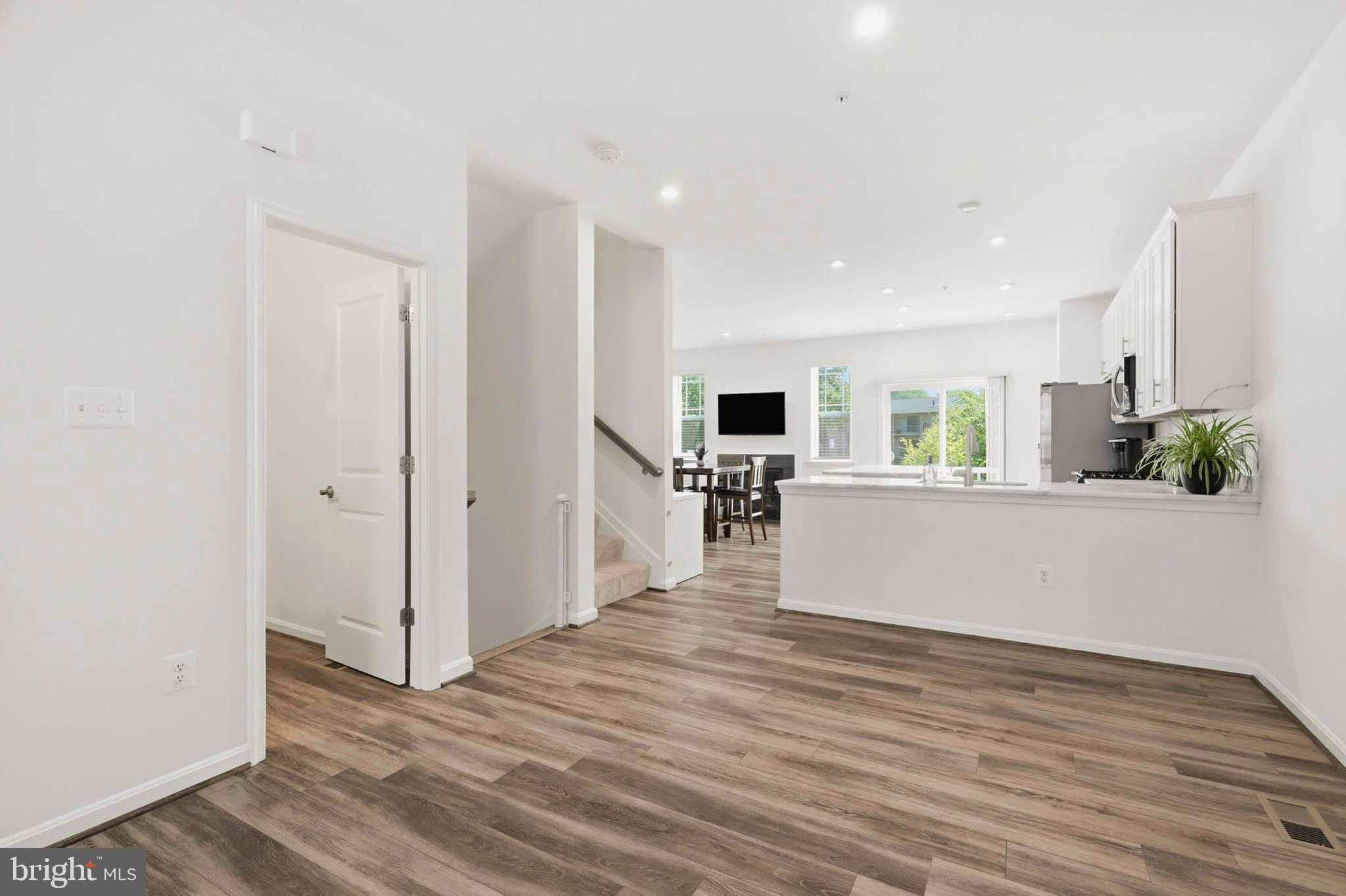 TOWNS AT PARKE WEST - Residential