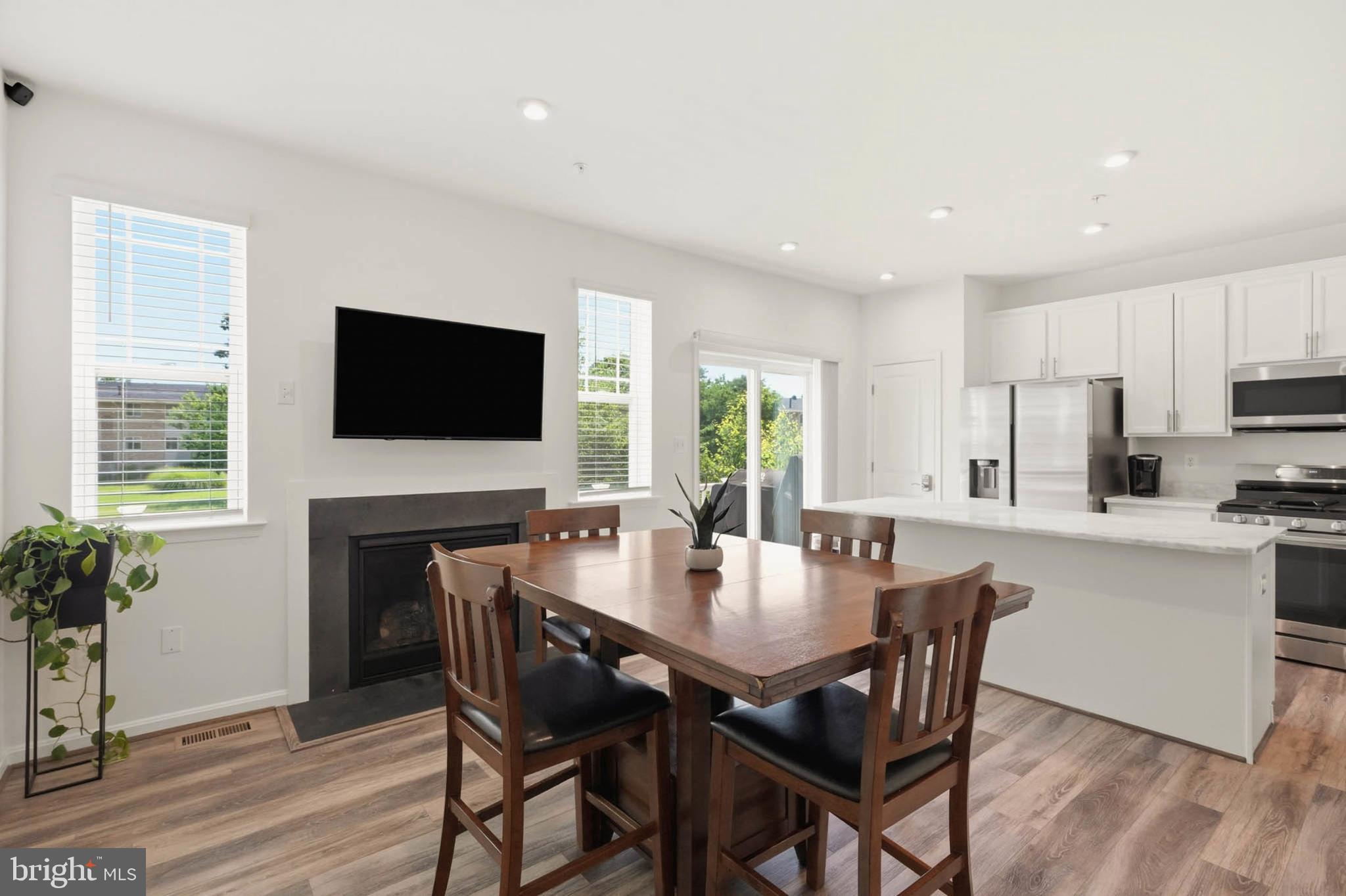 TOWNS AT PARKE WEST - Residential