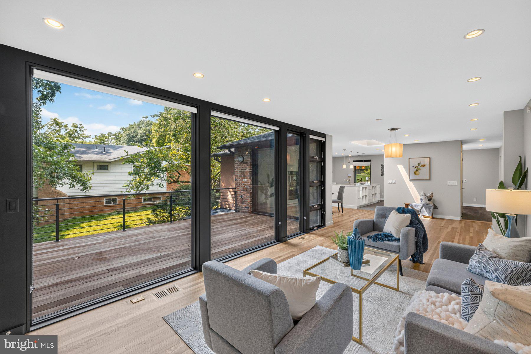 REGENCY ESTATES - Residential