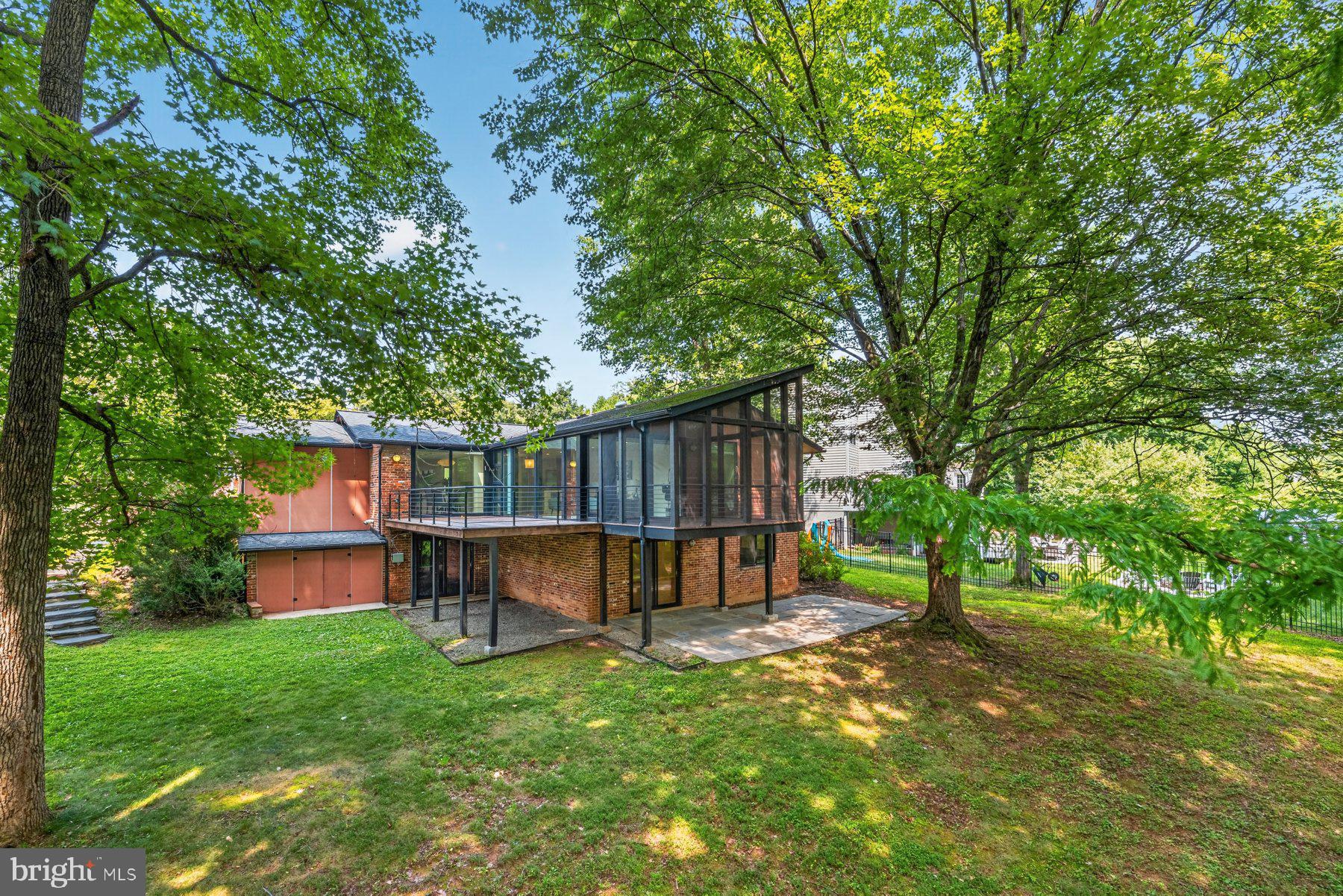 REGENCY ESTATES - Residential