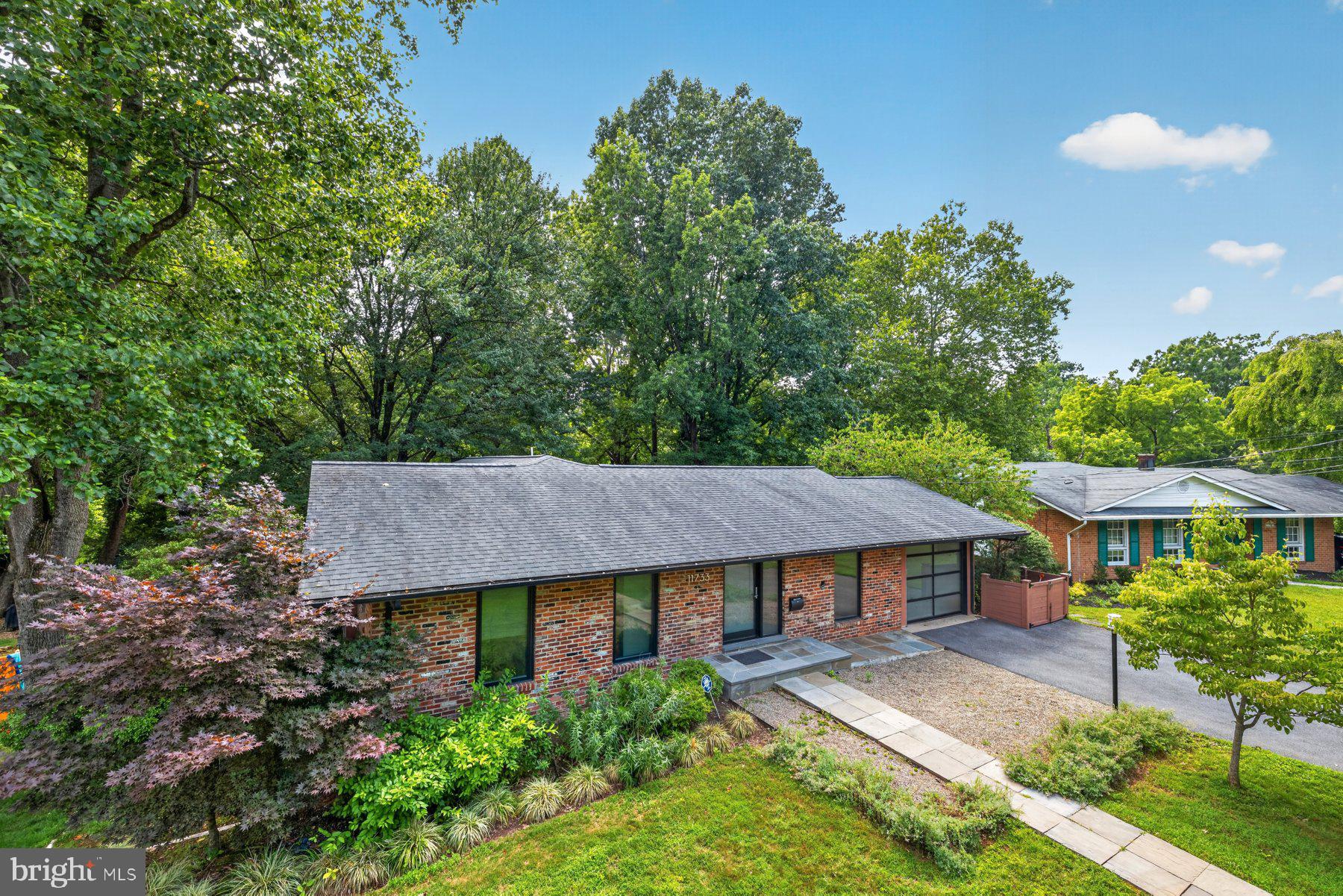 REGENCY ESTATES - Residential