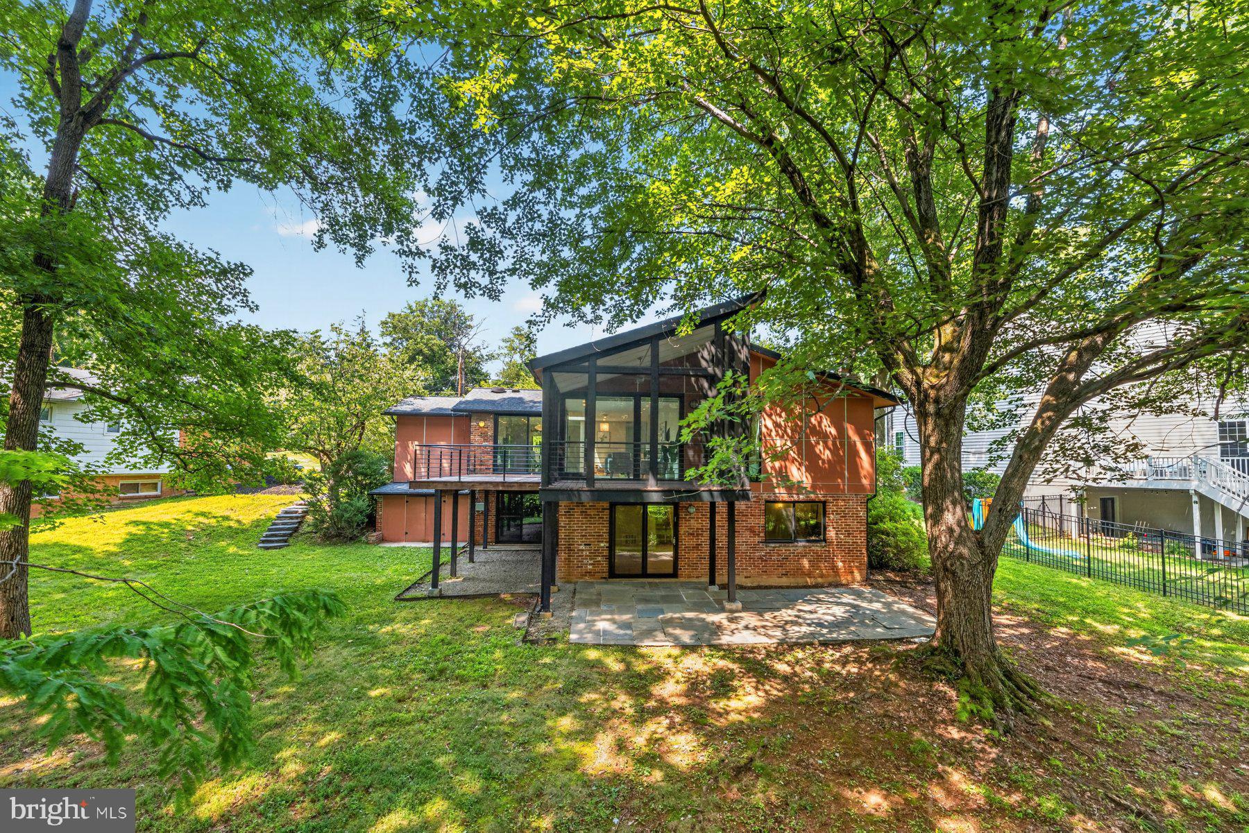 REGENCY ESTATES - Residential