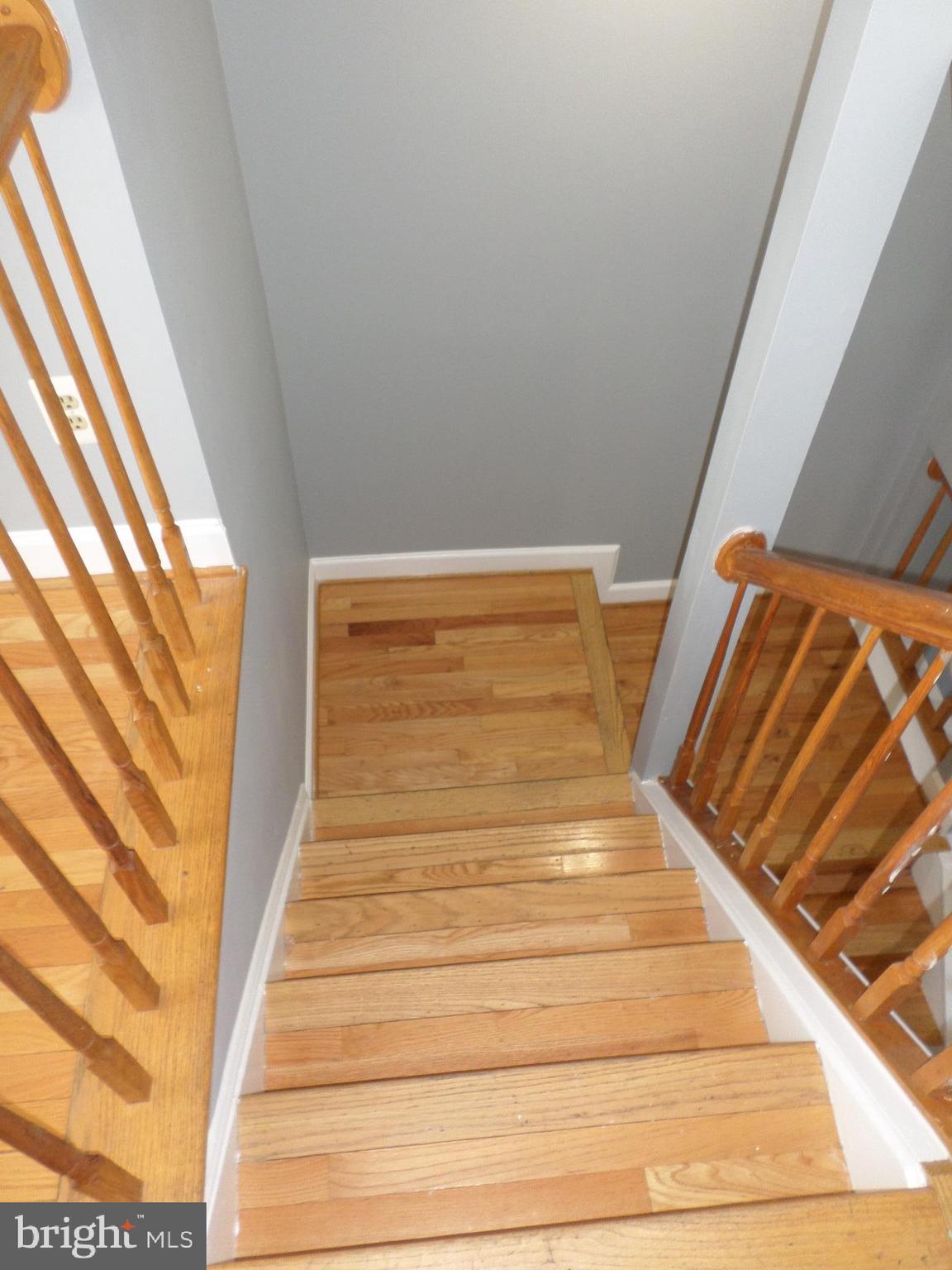 CAMBRIDGE SQUARE - Residential Lease