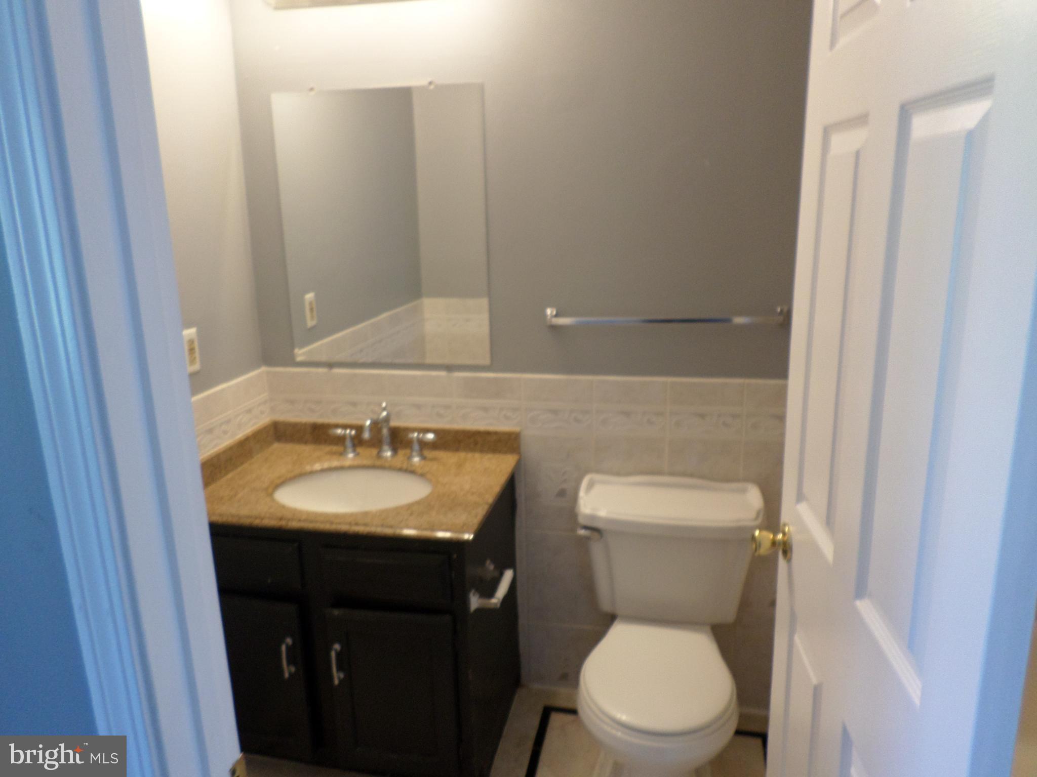 CAMBRIDGE SQUARE - Residential Lease