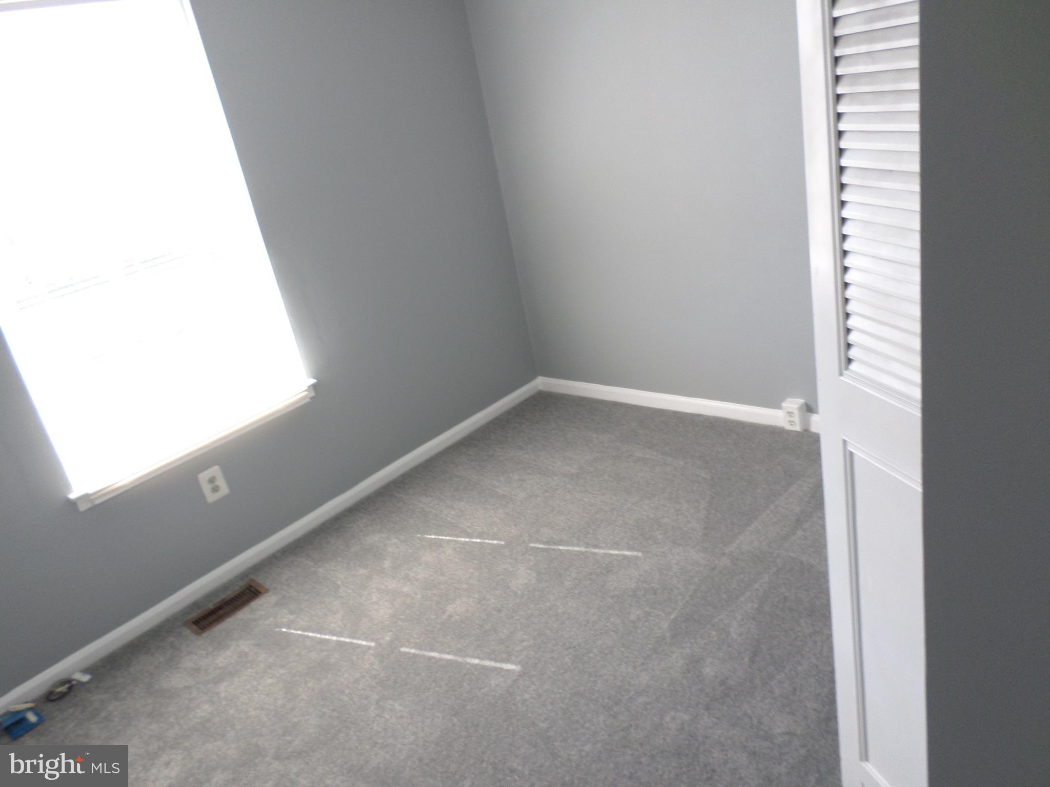 CAMBRIDGE SQUARE - Residential Lease