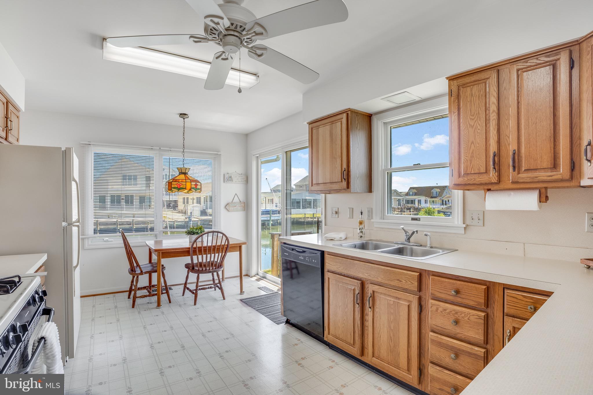 CAPE WINDSOR - Residential