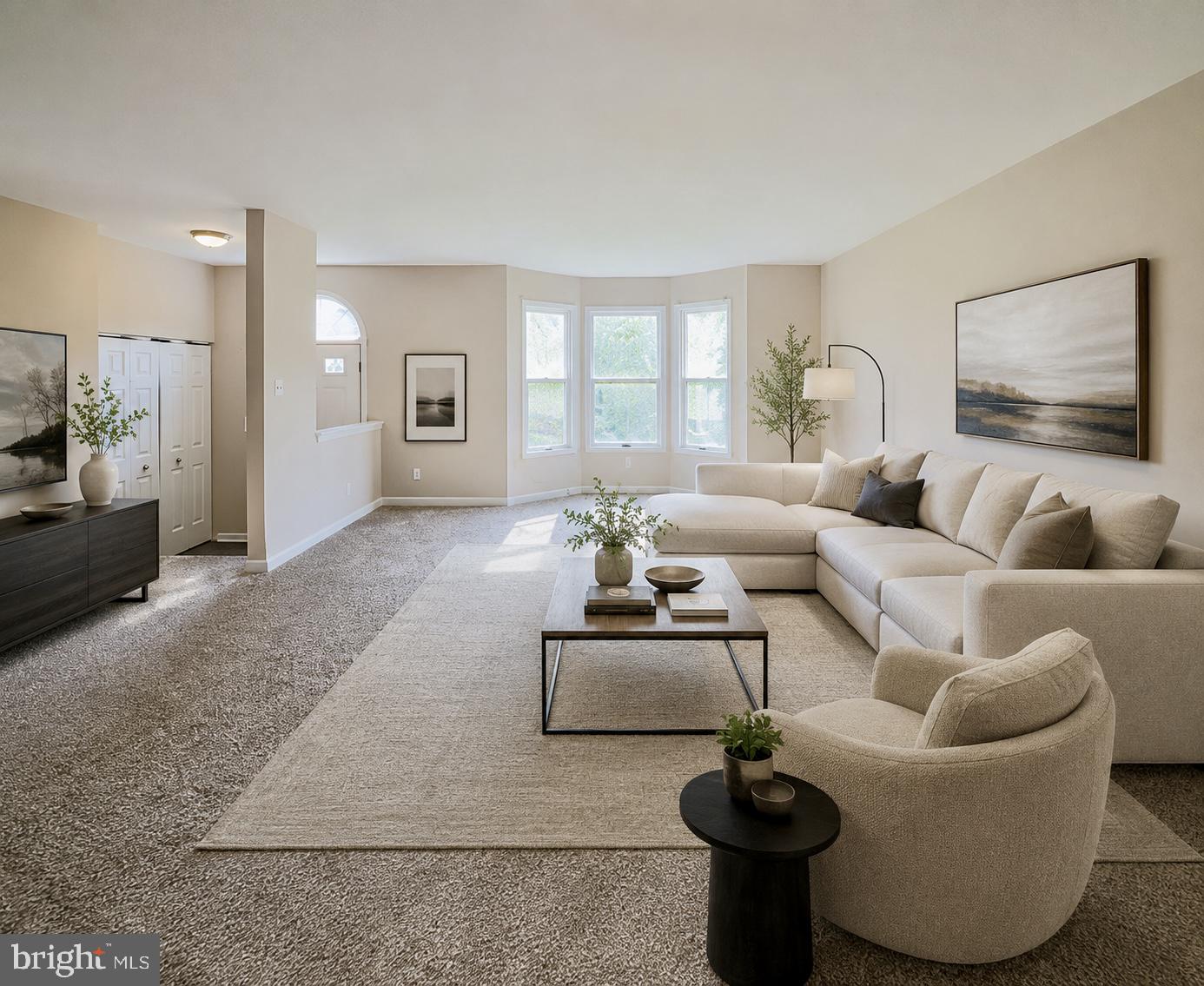 SOUTH HAMPTON - Residential