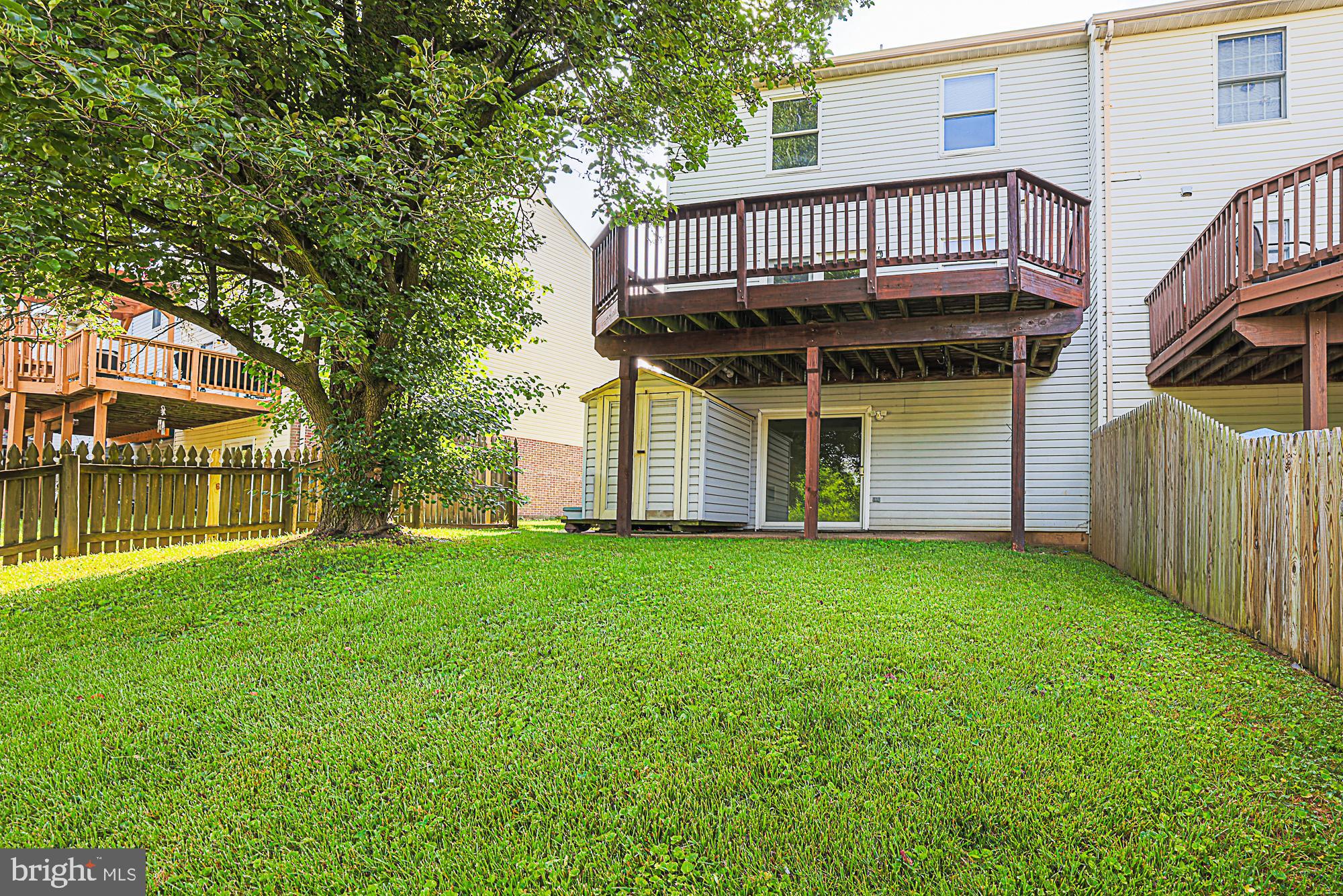 SOUTH HAMPTON - Residential