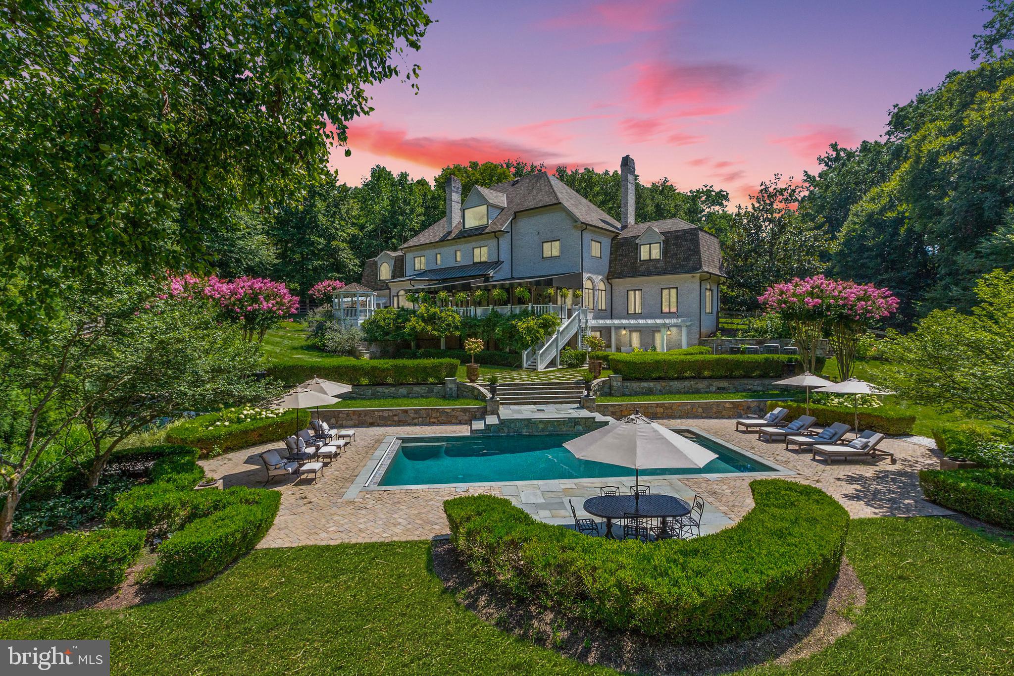 POTOMAC FALLS - Residential