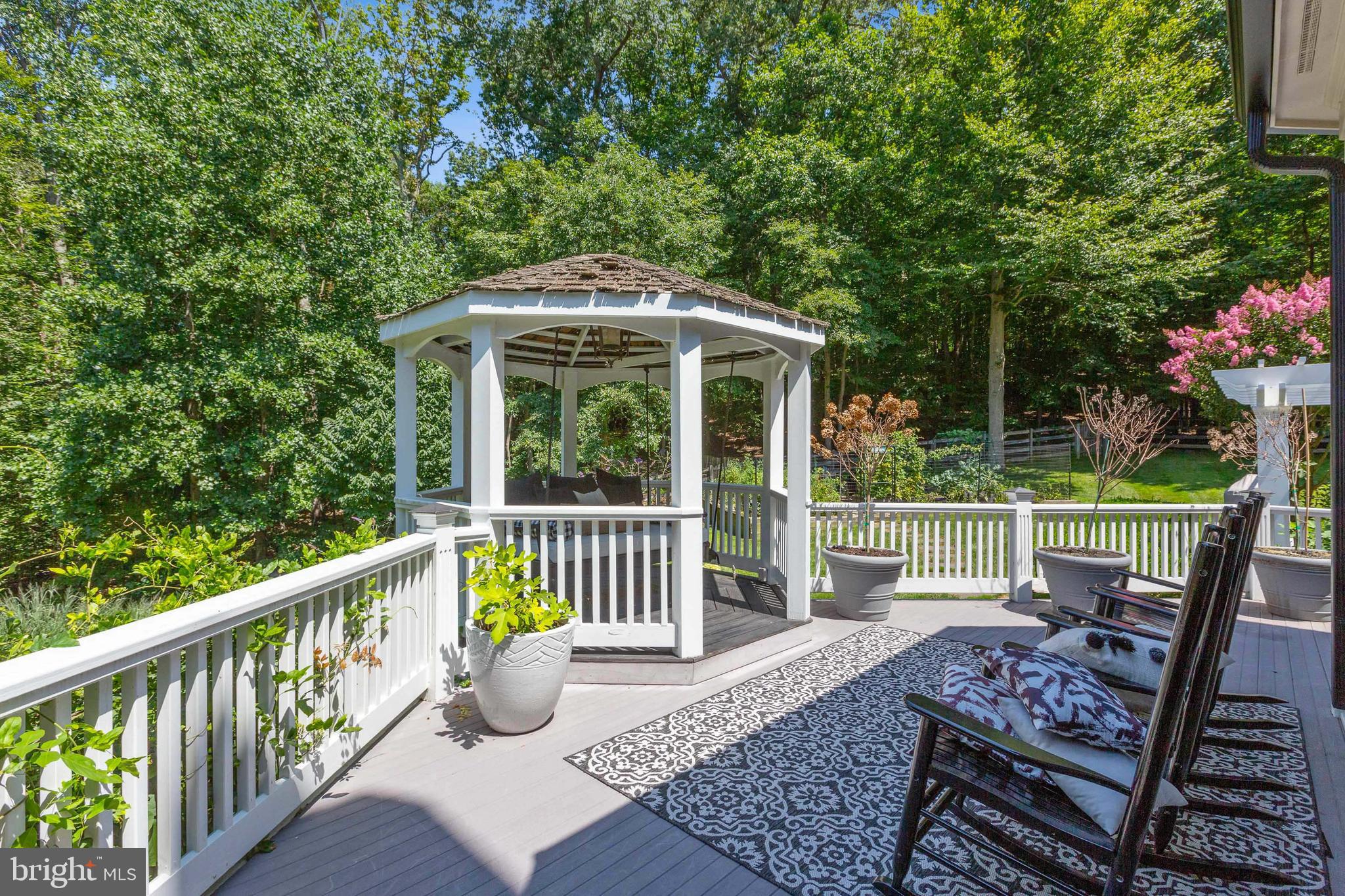 POTOMAC FALLS - Residential