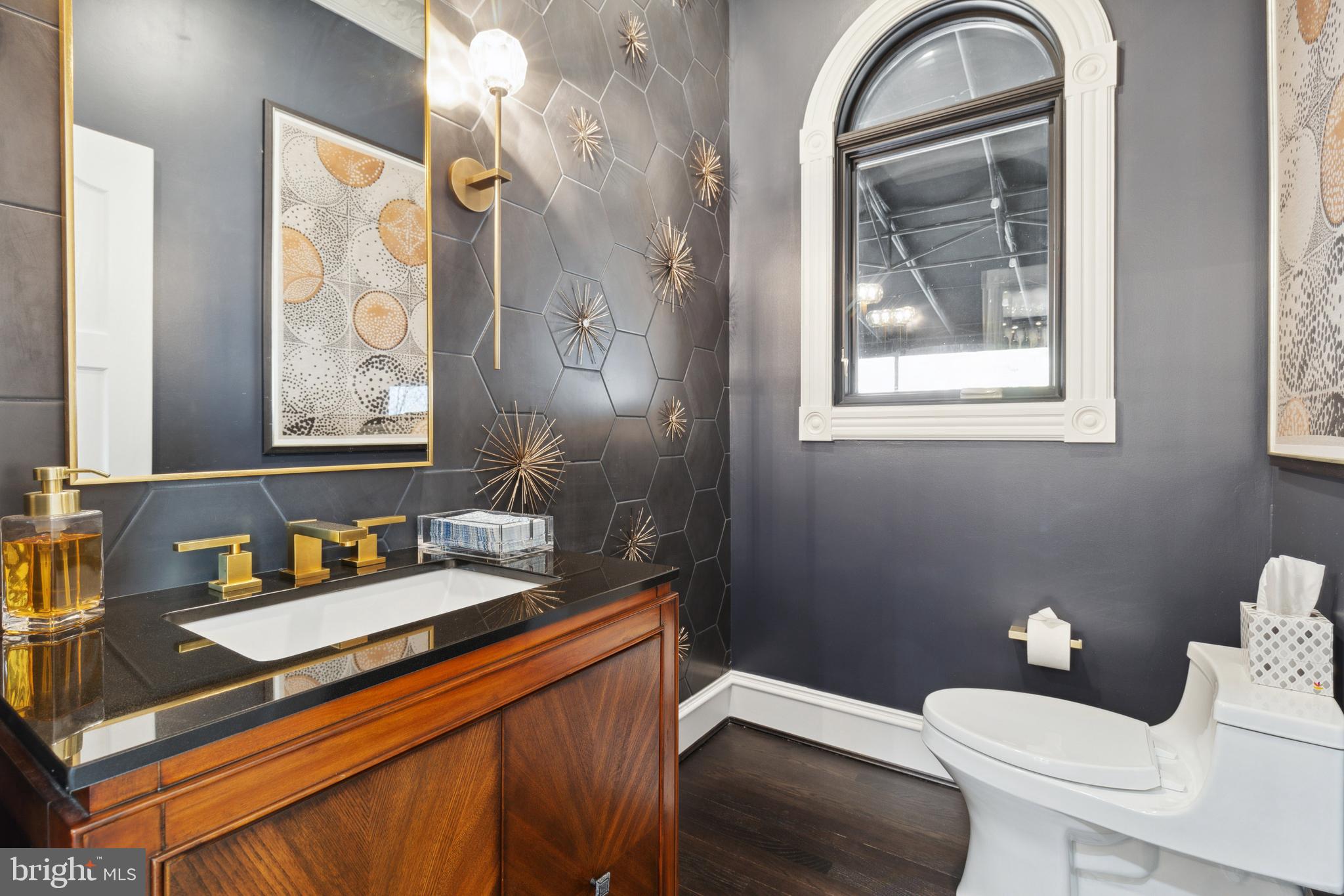 POTOMAC FALLS - Residential