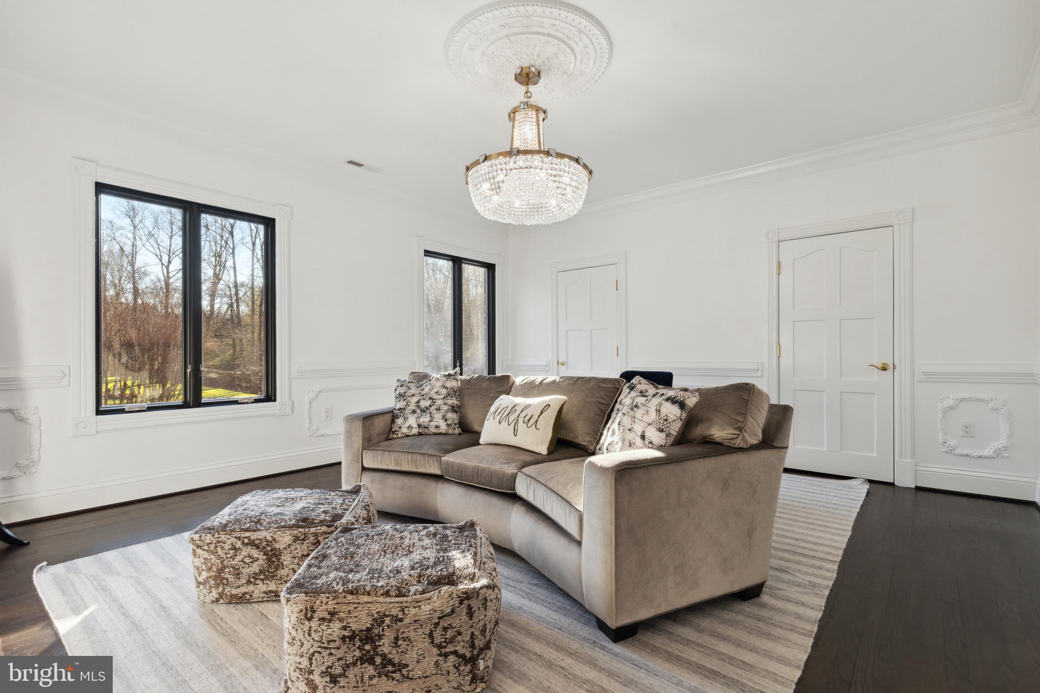 POTOMAC FALLS - Residential