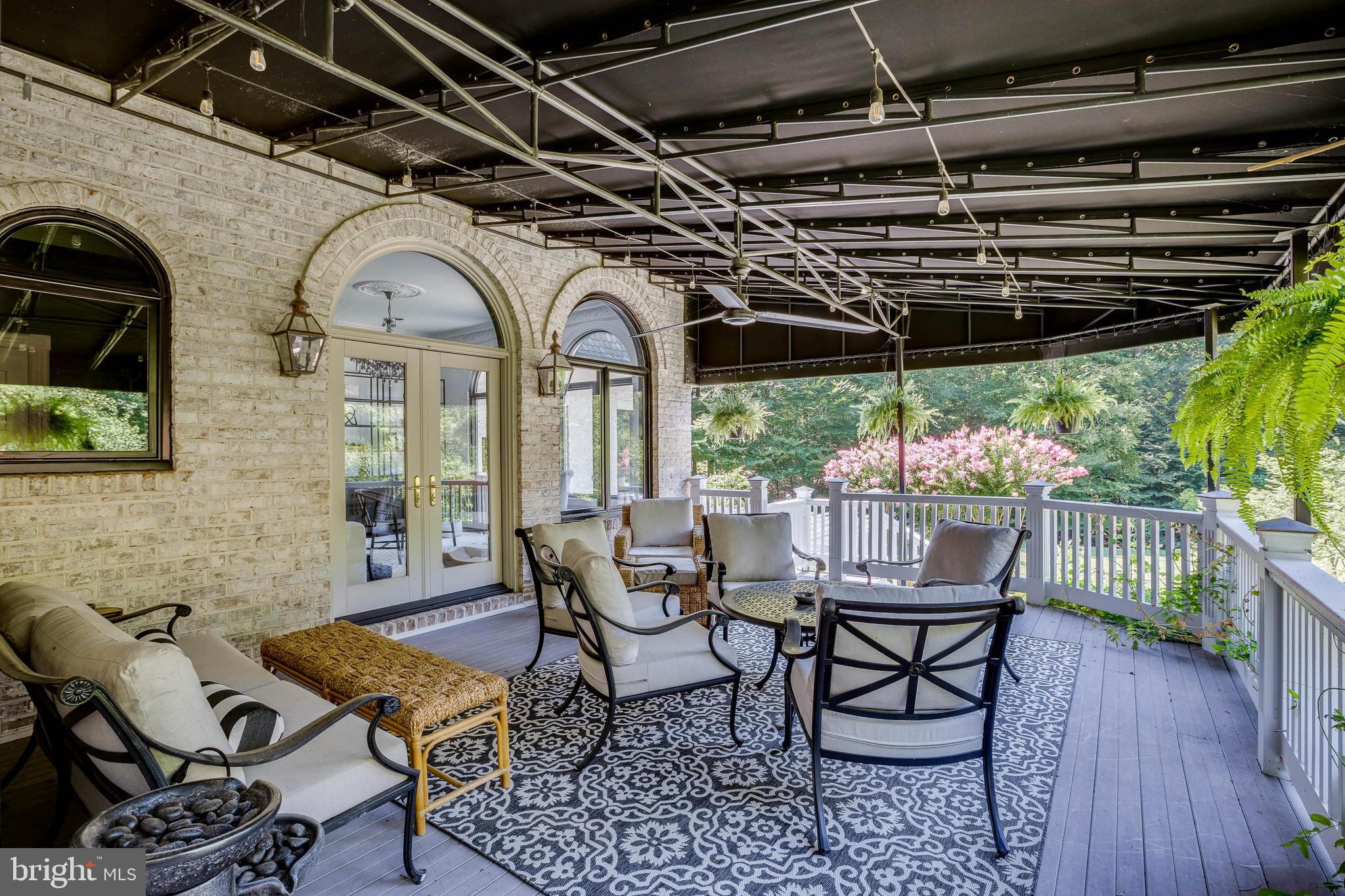 POTOMAC FALLS - Residential