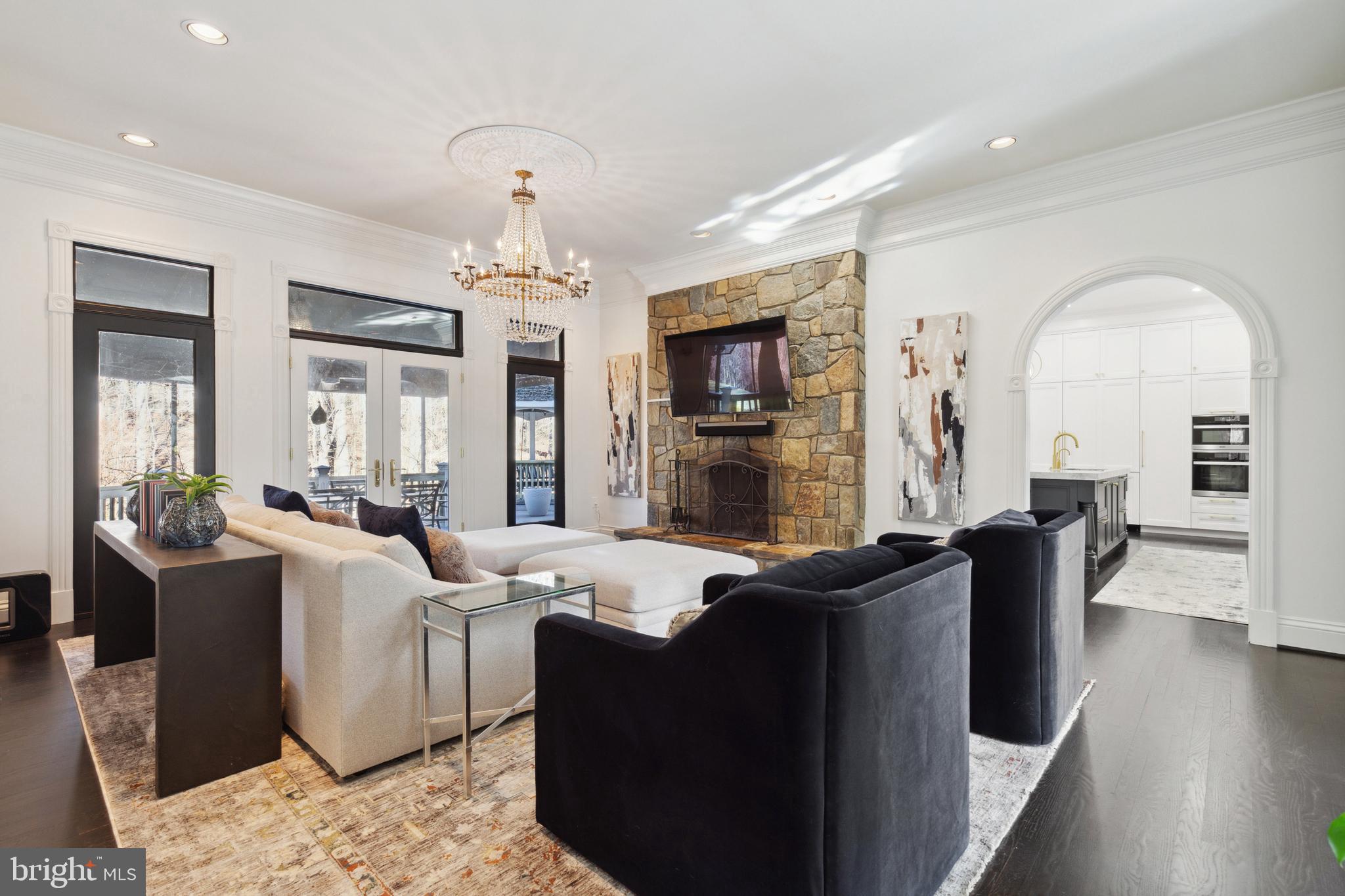 POTOMAC FALLS - Residential
