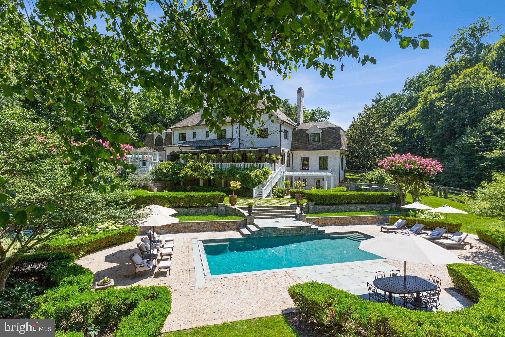 POTOMAC FALLS - Residential