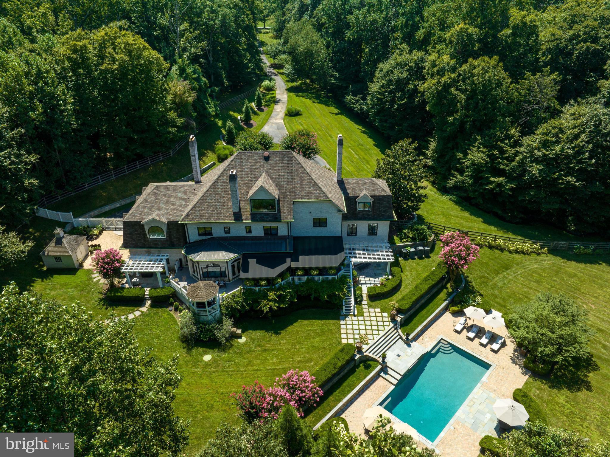 POTOMAC FALLS - Residential