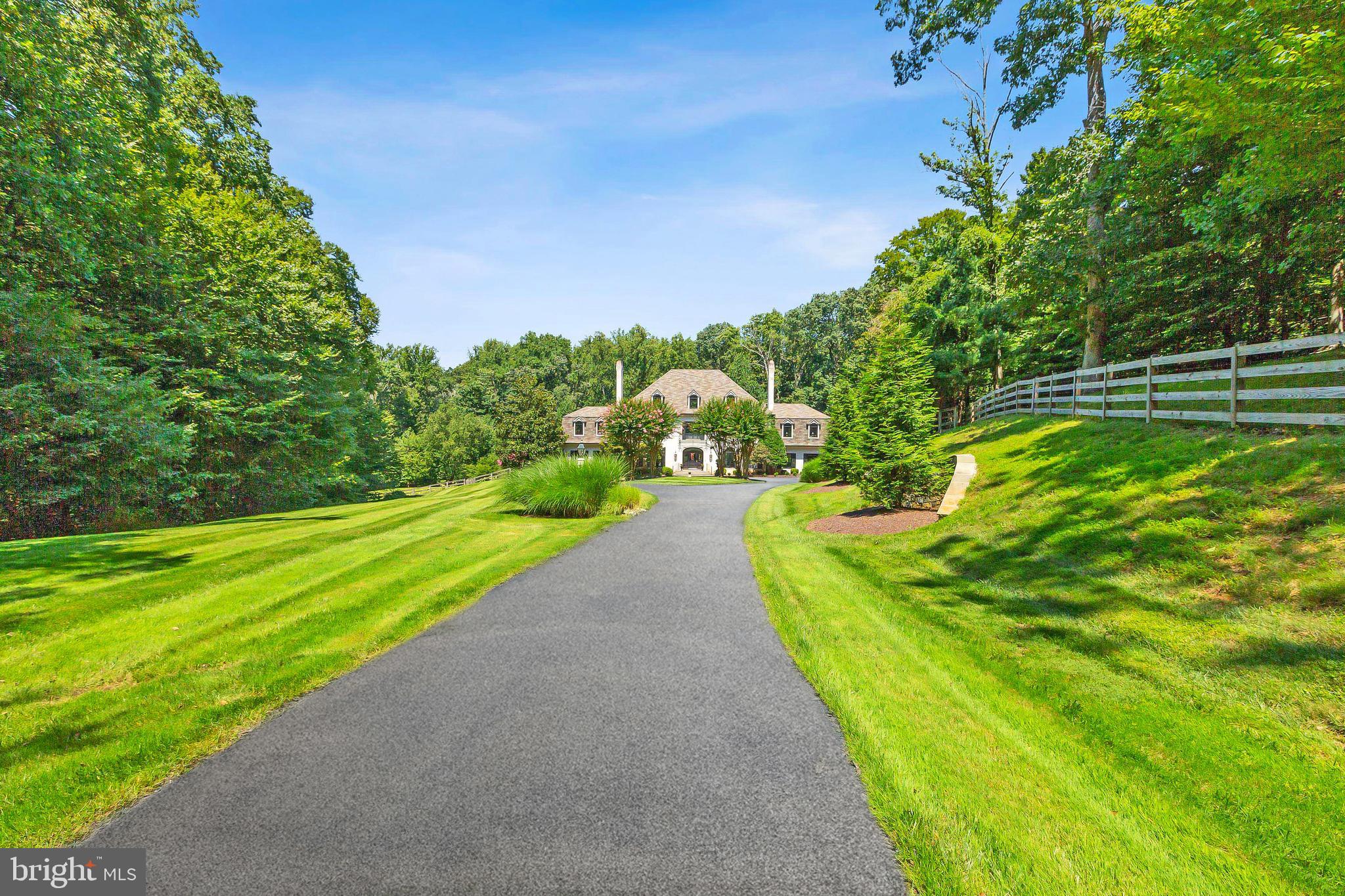 POTOMAC FALLS - Residential