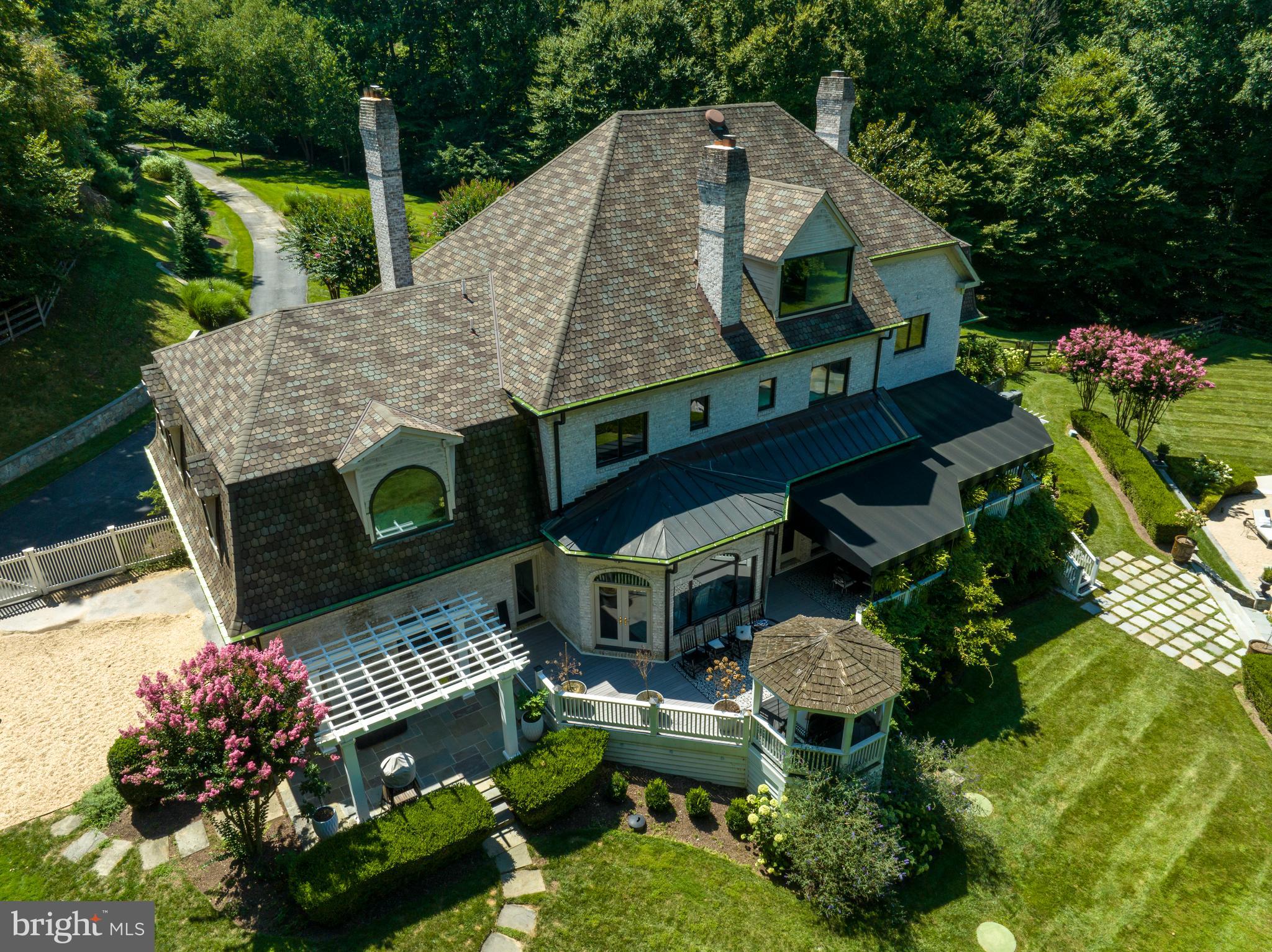 POTOMAC FALLS - Residential