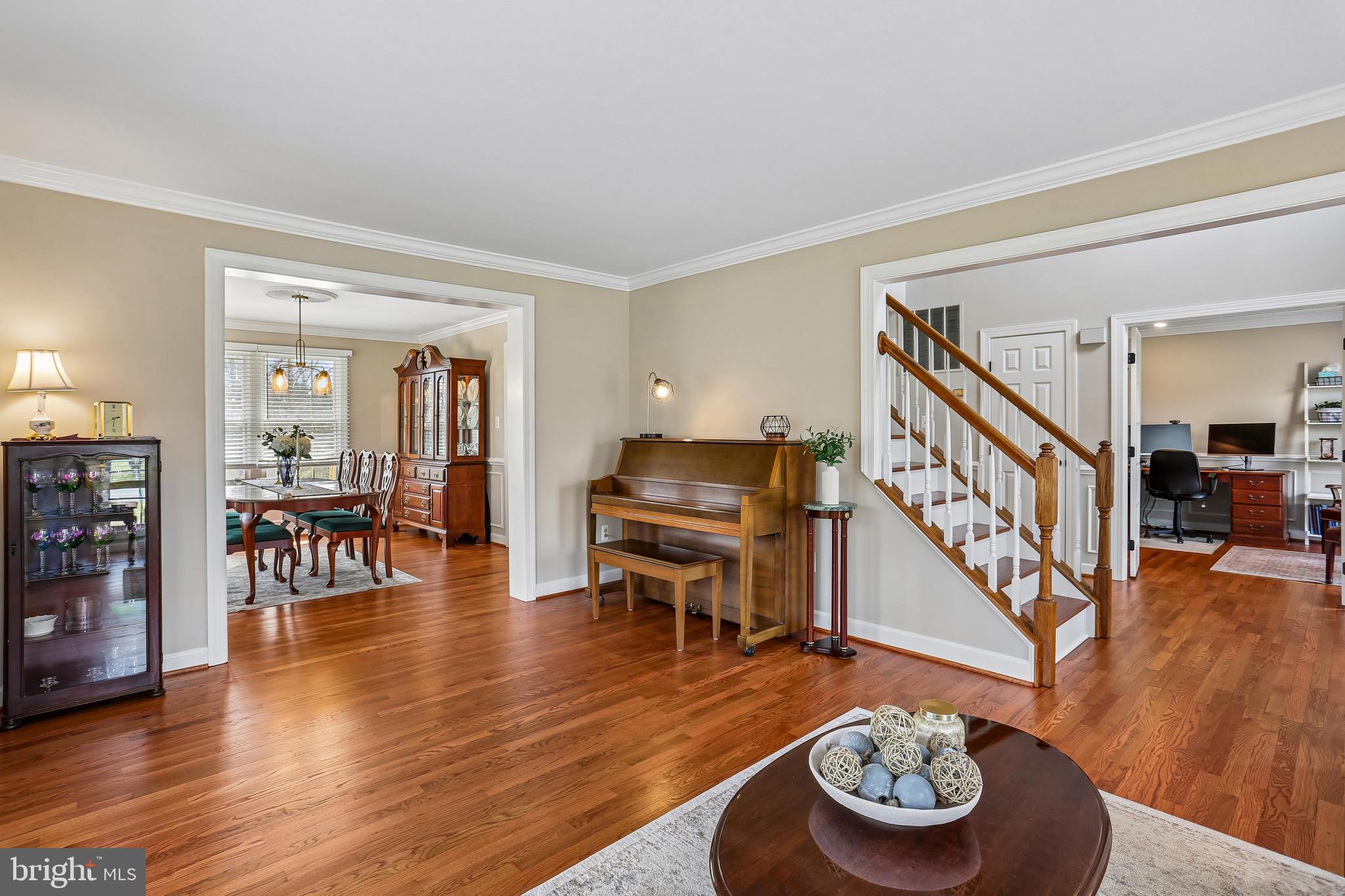 LAYTONSVILLE KNOLLS - Residential