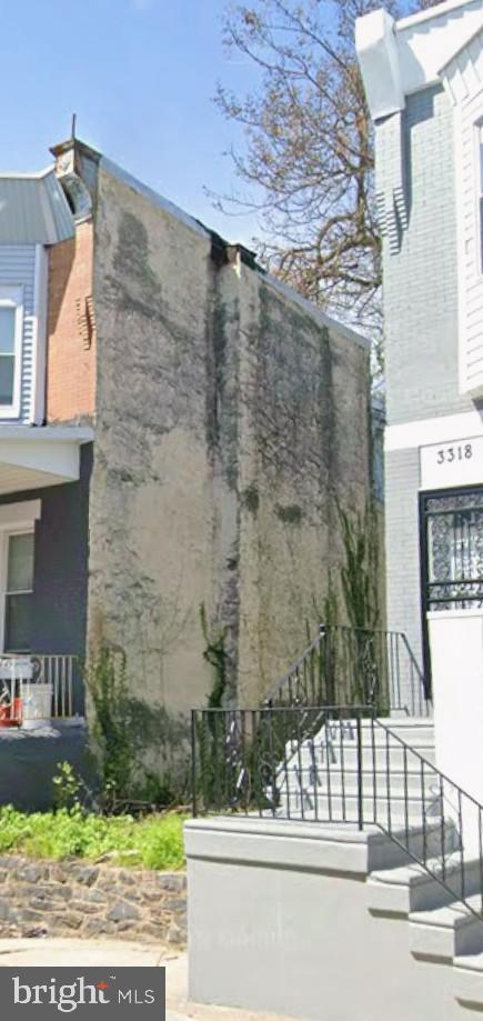 Investors of all kinds - grab this great 15 by 77 foot vacant lot for your future! 3316 N. Gratz Street is a great chance to get your hold on a ripe growth zipcode, 19140 in Allegheny West. Development has already jump started several blocks in every direction. Right next door, 3318 sold recently as a renovation for $213,000! The best time to get into real estate is sooner than later, especially in neighborhoods right on the edge of "up and coming" - do not wait too late before it is "up and gone" !