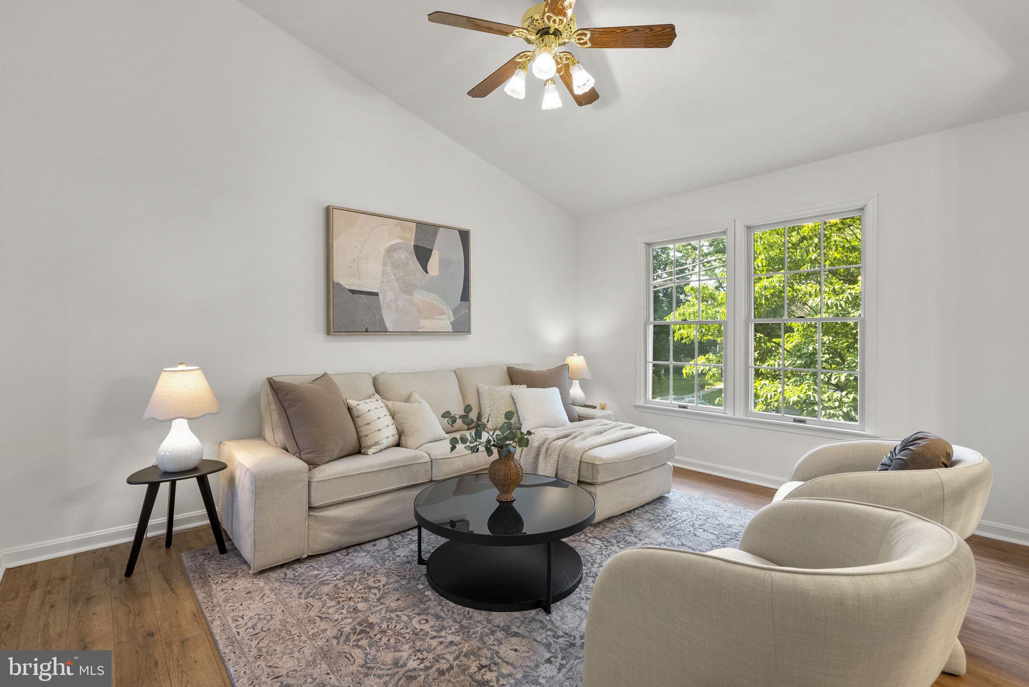LINDEN HILLS - Residential