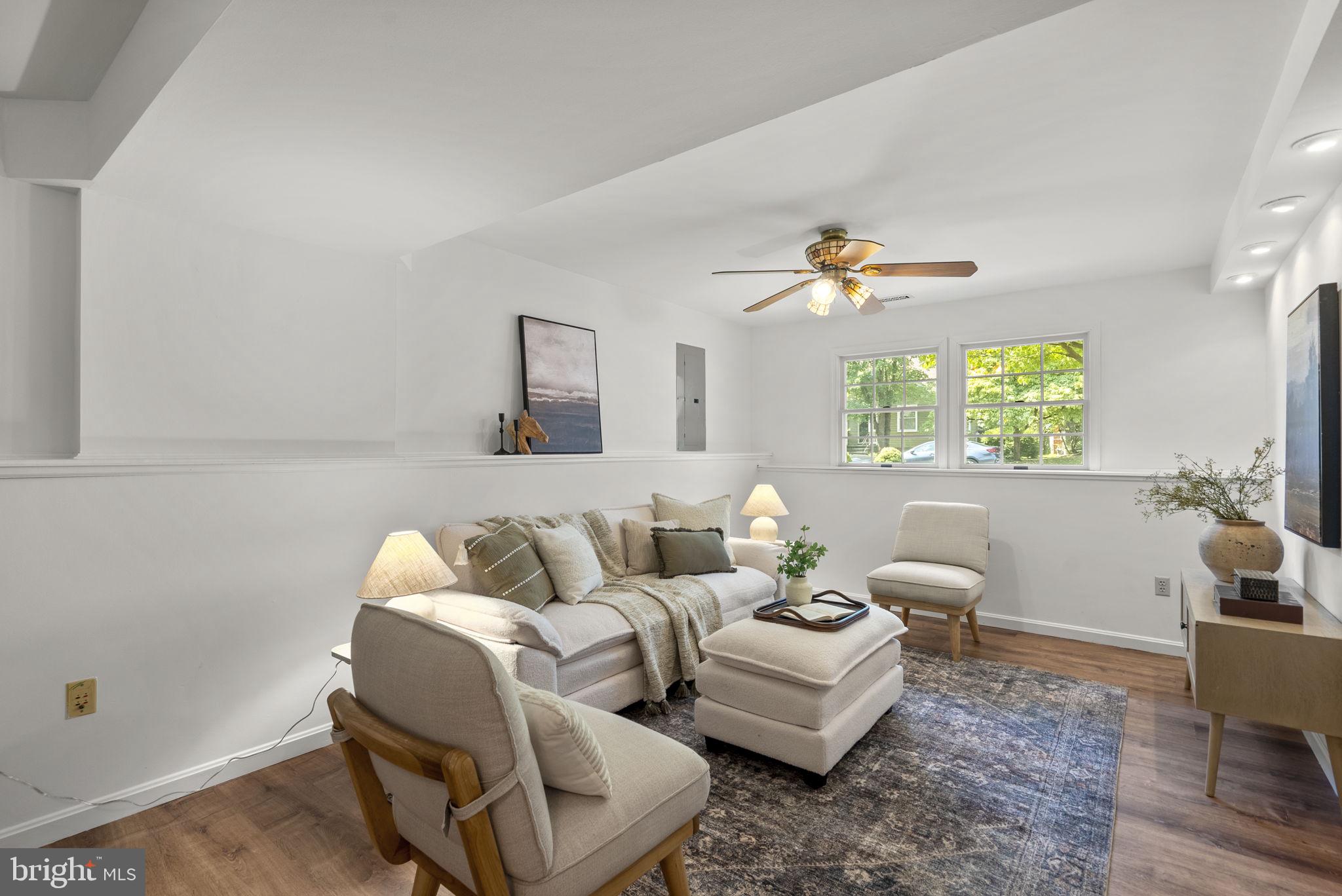 LINDEN HILLS - Residential