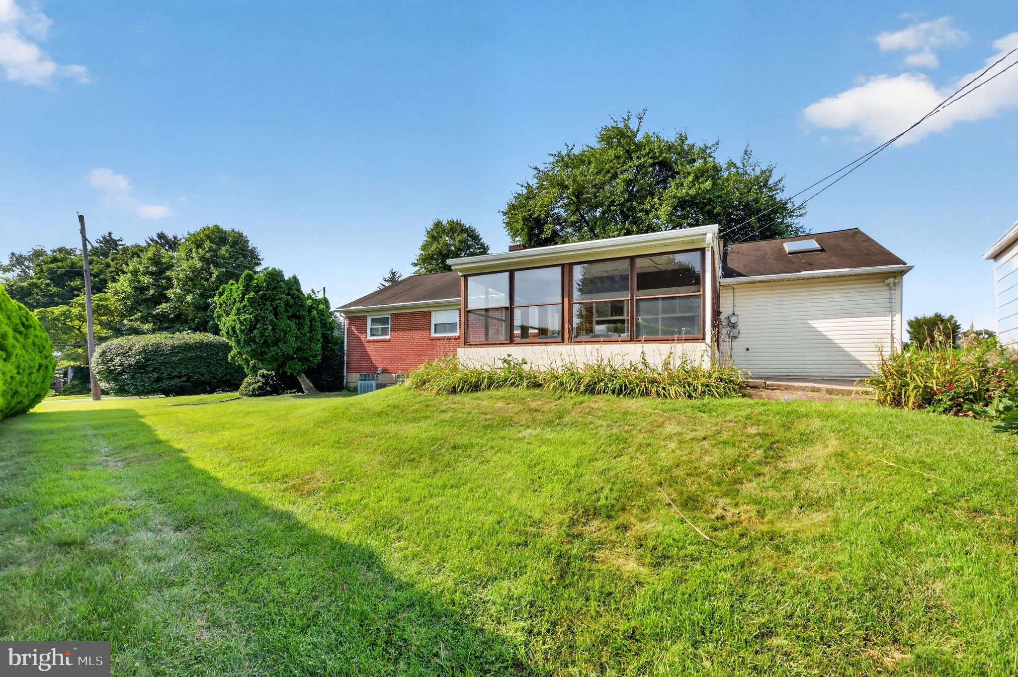 LANGFORD HILLS - Residential