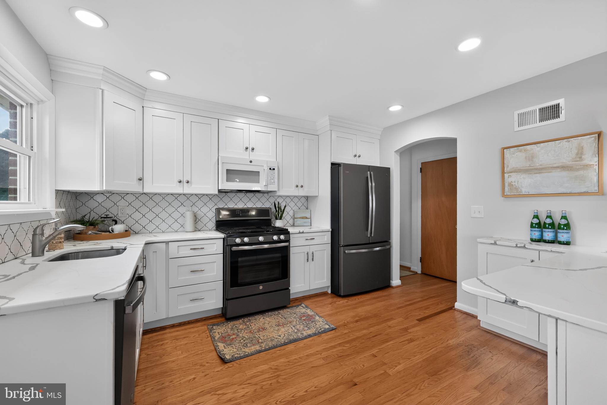 LANGFORD HILLS - Residential