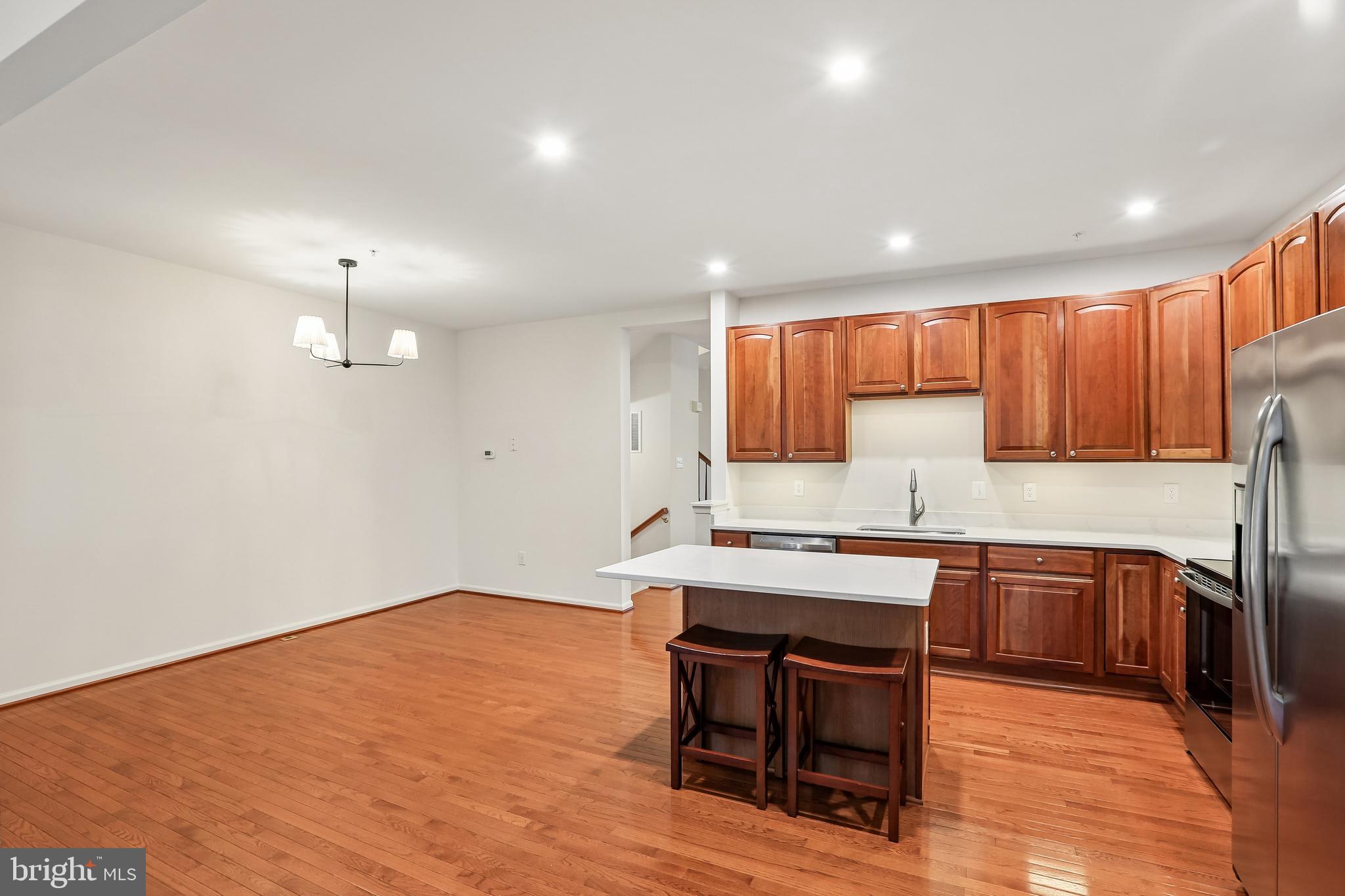 WAVERLY WOODS - Residential