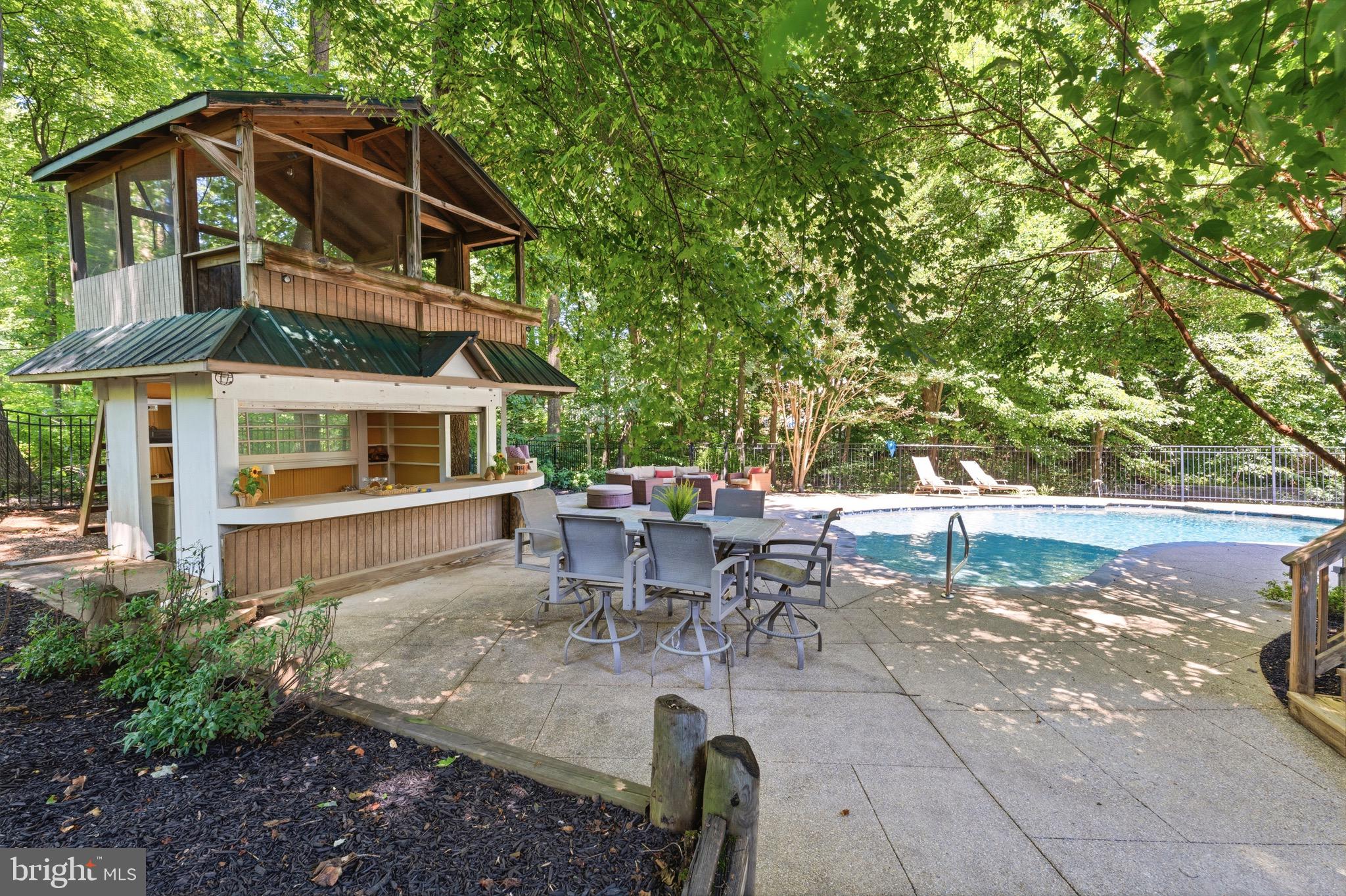 WOODS AT TAMA - Residential