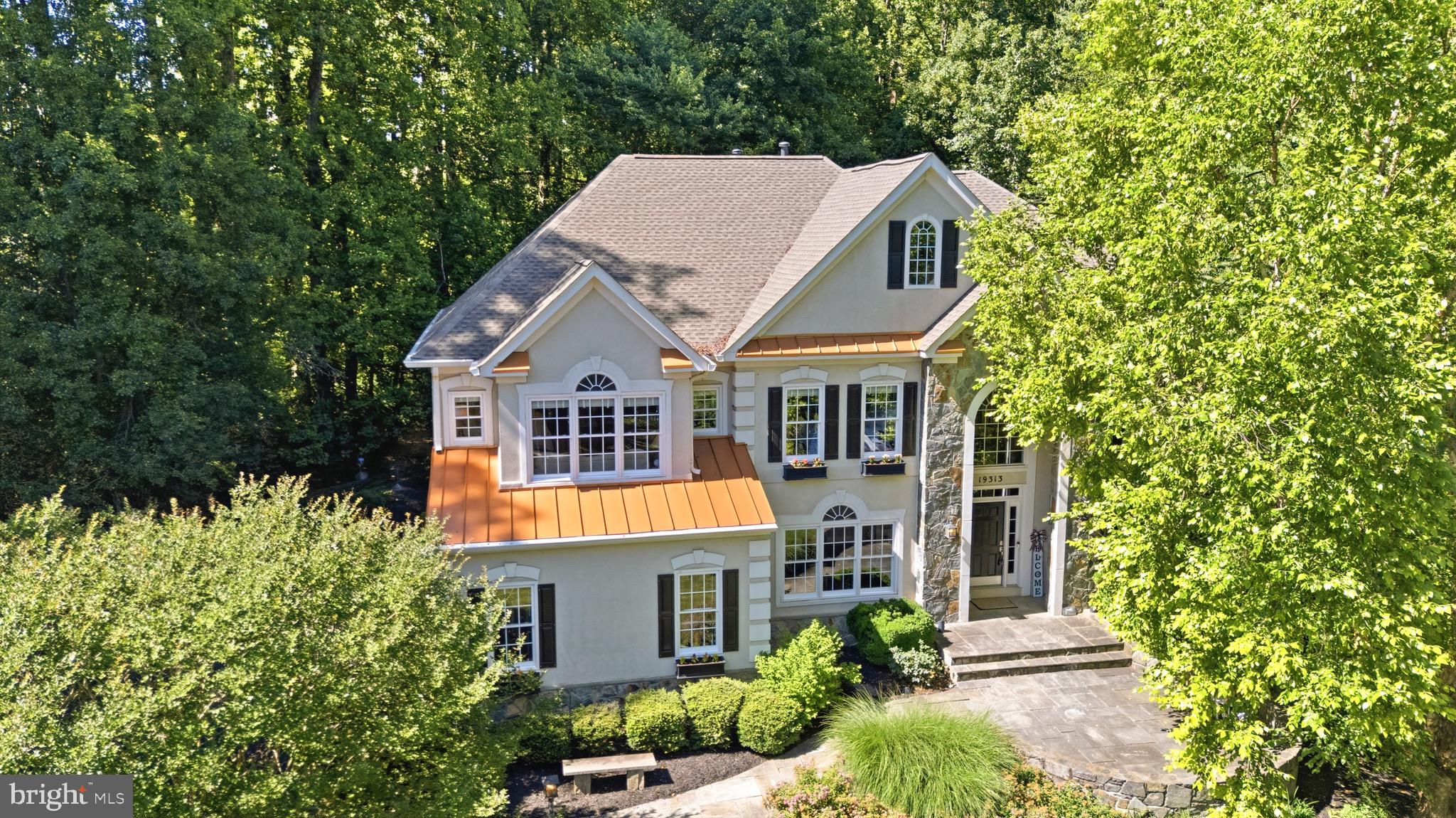 WOODS AT TAMA - Residential