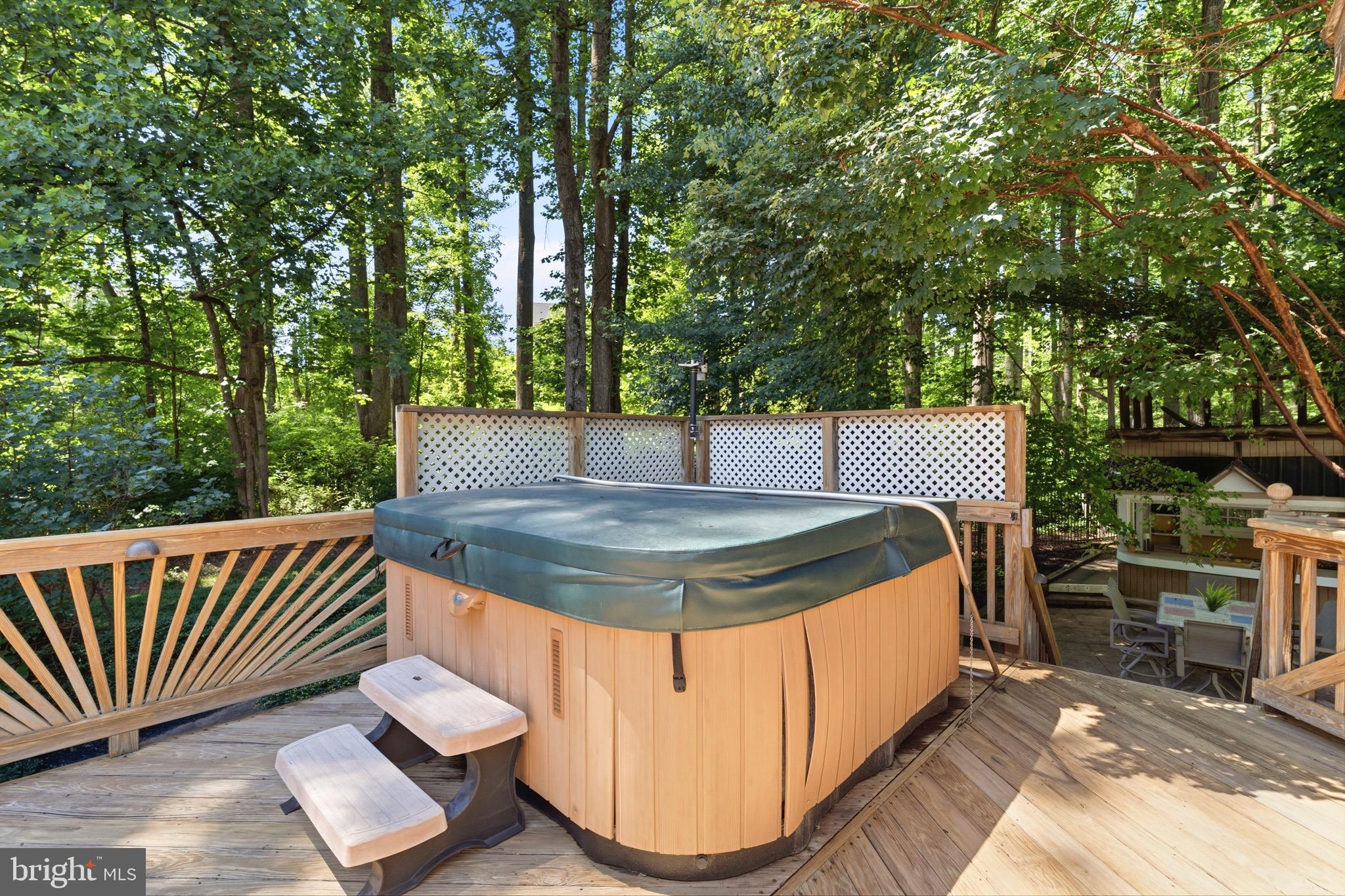WOODS AT TAMA - Residential