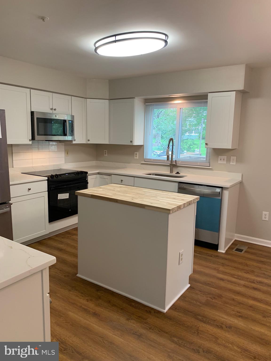 LONGMEAD CROSSING - Residential