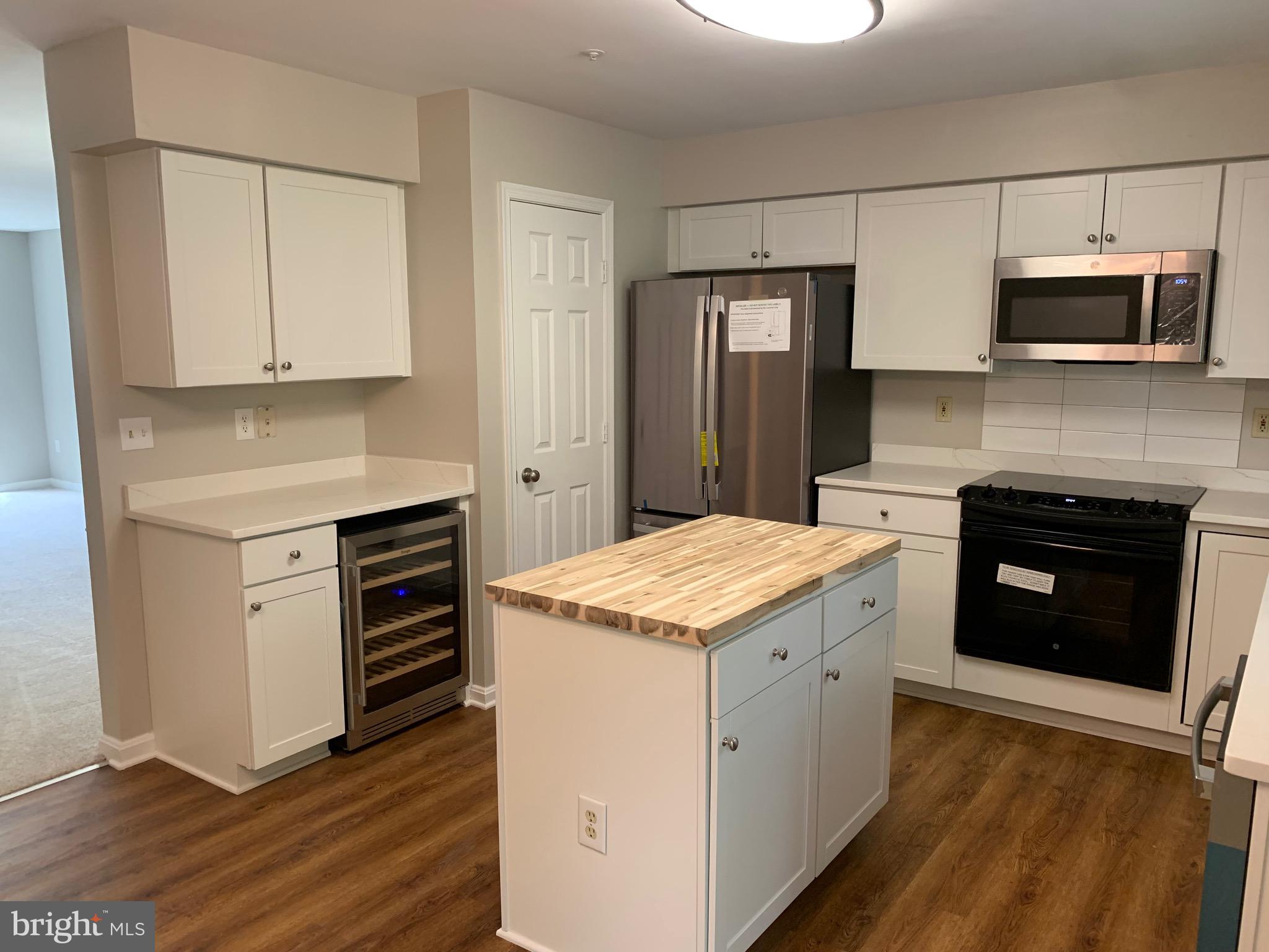 LONGMEAD CROSSING - Residential