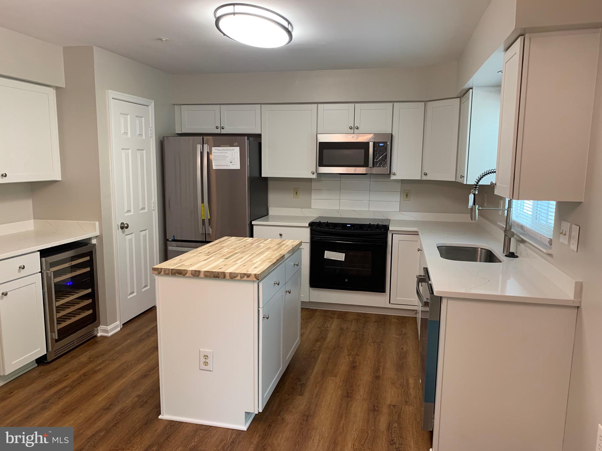 LONGMEAD CROSSING - Residential