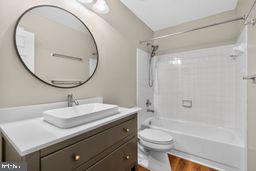 LONGMEAD CROSSING - Residential