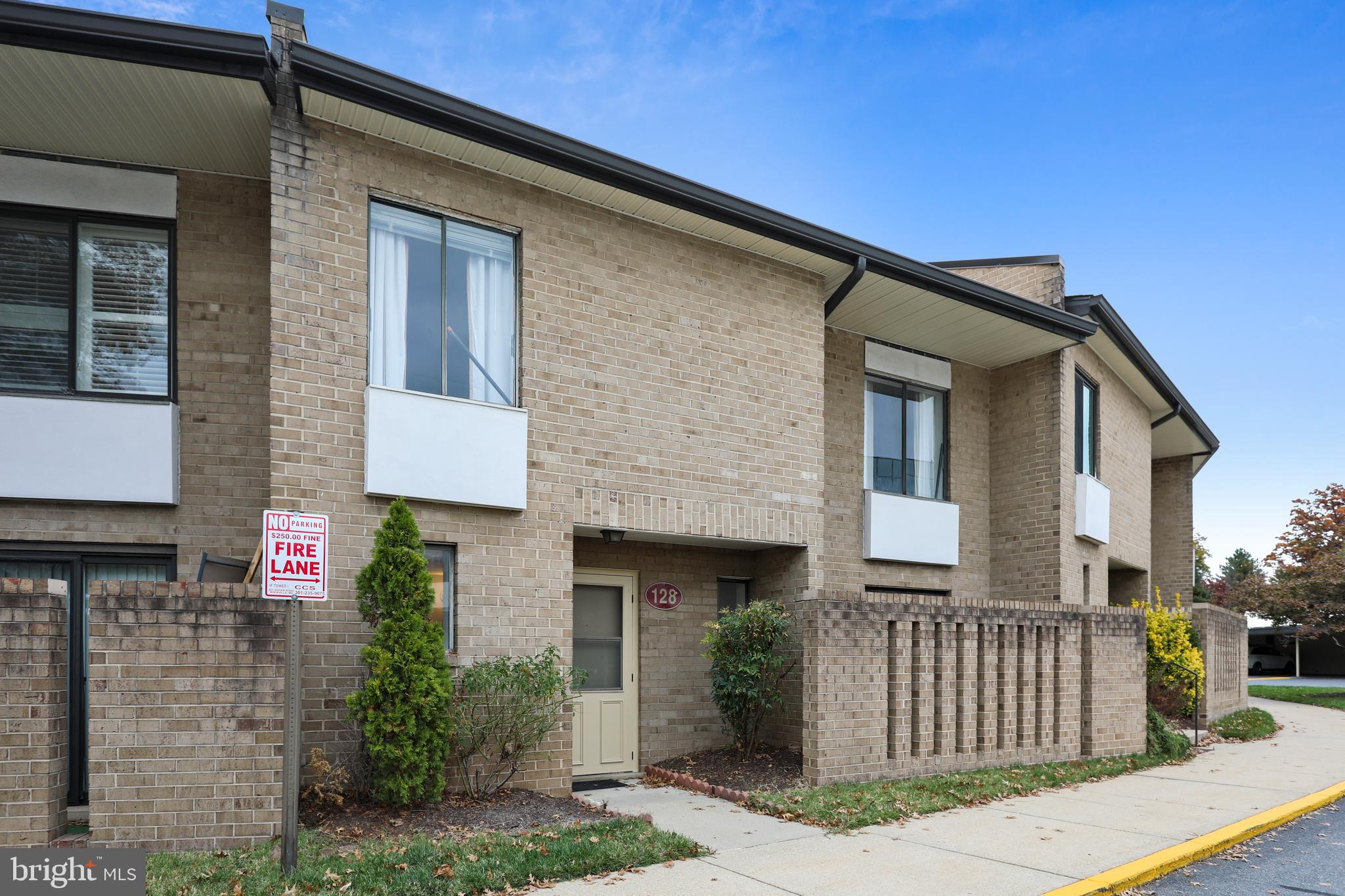 AMERICANA CENTRE - Residential