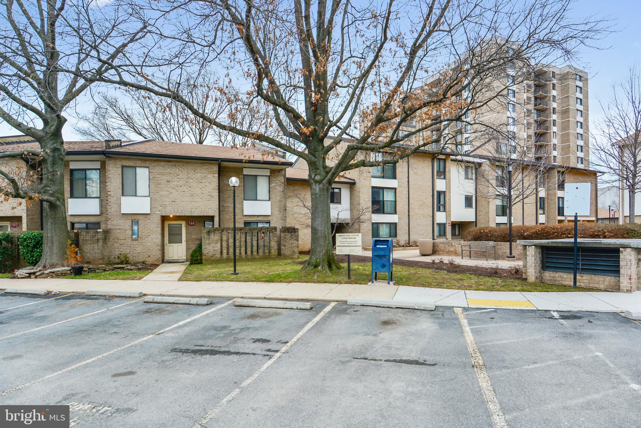AMERICANA CENTRE - Residential