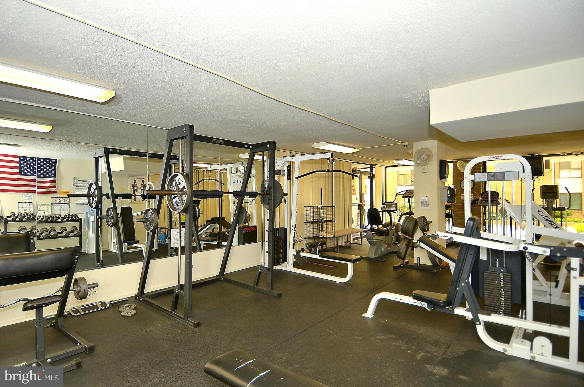 AMERICANA CENTRE - Residential