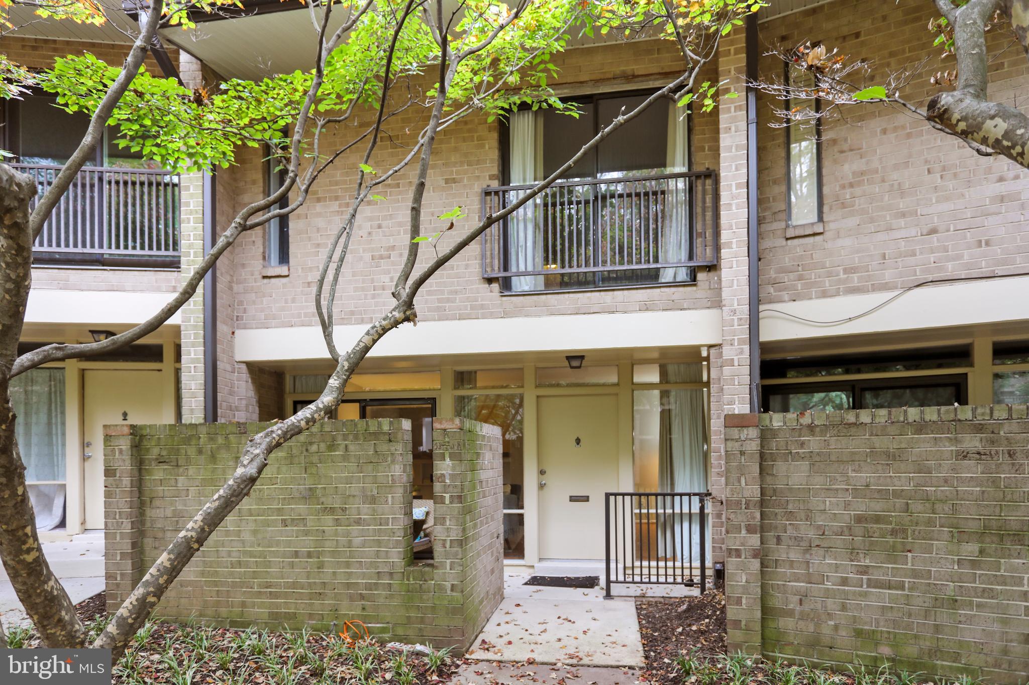 AMERICANA CENTRE - Residential