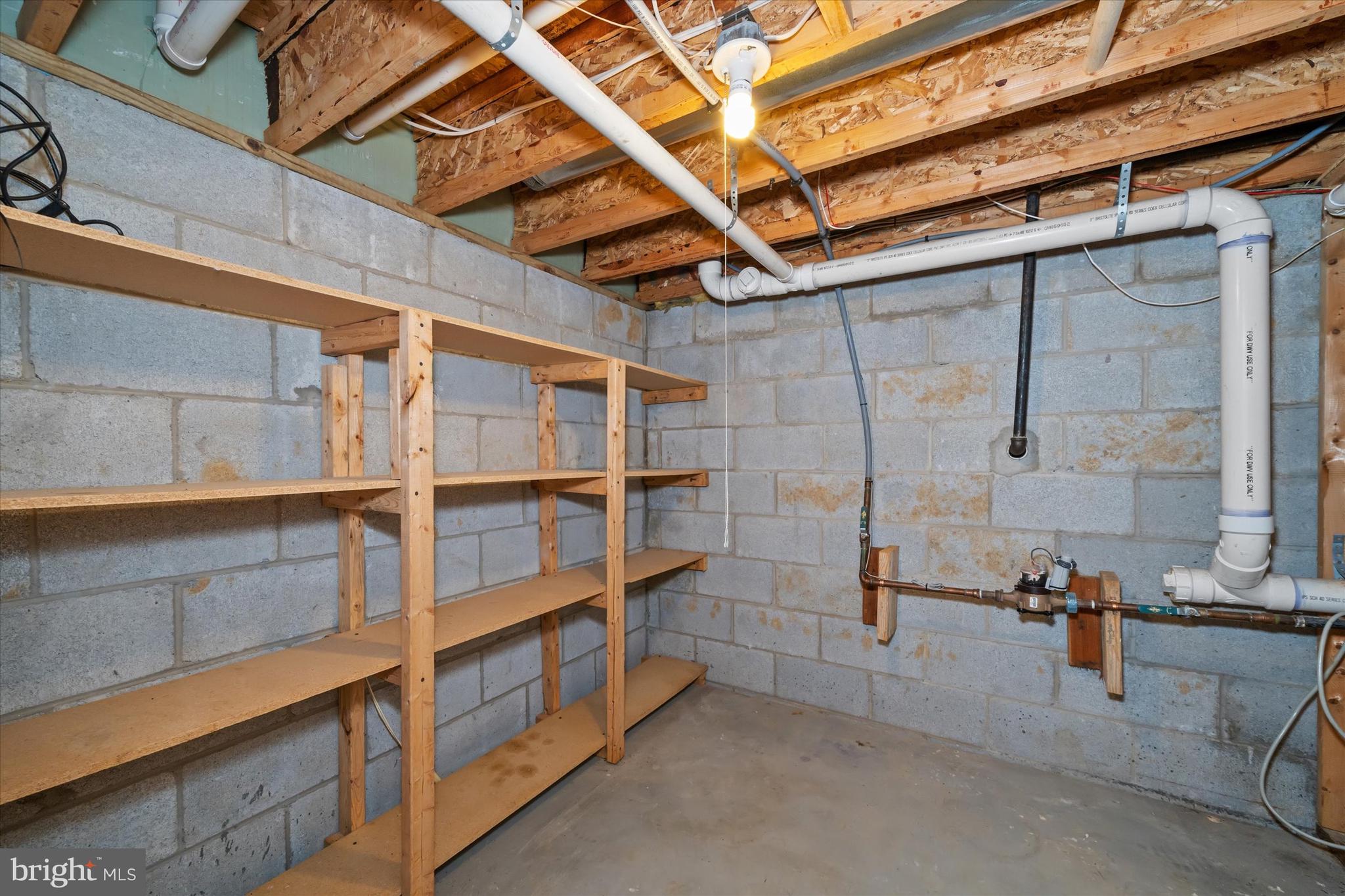 NORTH POINTE - Residential